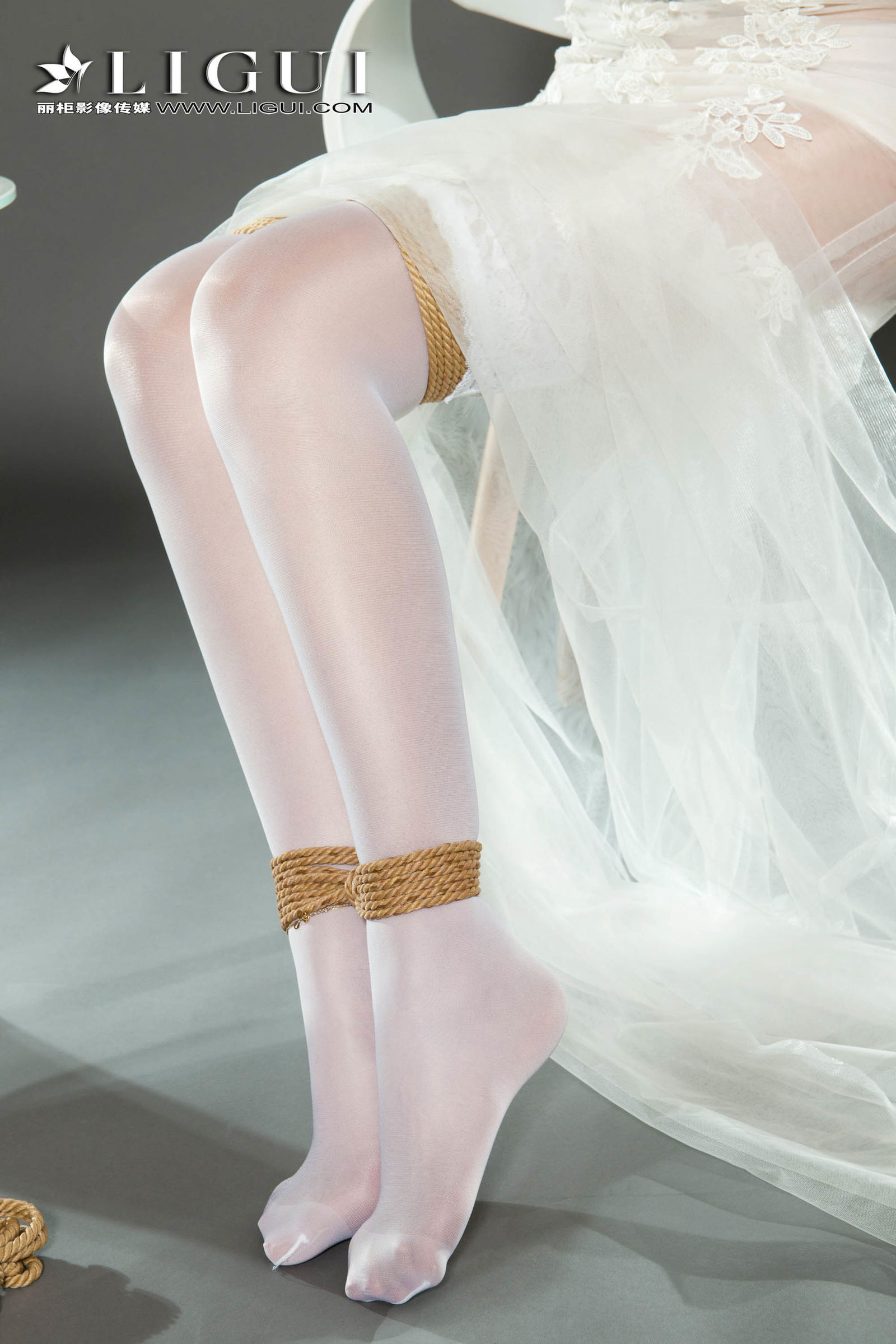 [Ligui丽柜] Model 筱筱 - 白丝婚纱绳艺 写真套图[80](第29页)