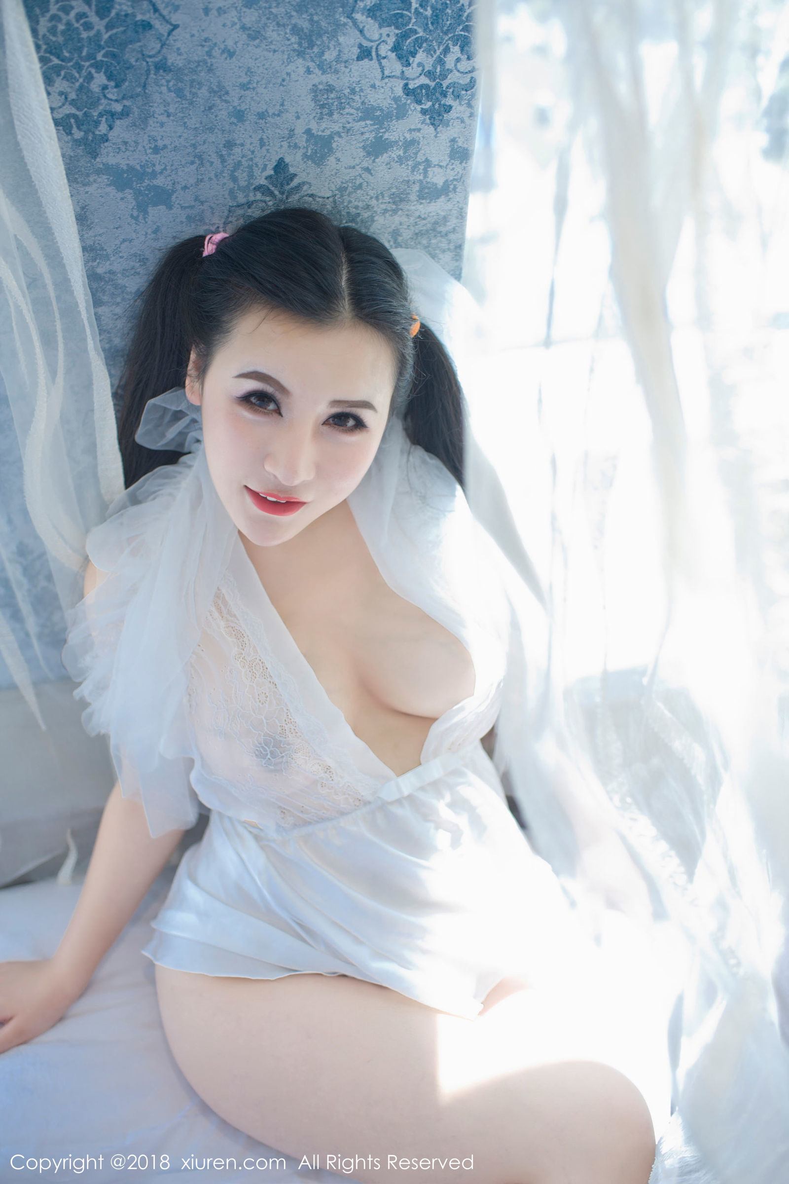 [XIUREN秀人网] No.1034 MODEL伊若 - 白色蕾丝开胸睡衣和蓝色带状死库水[45](第12页)