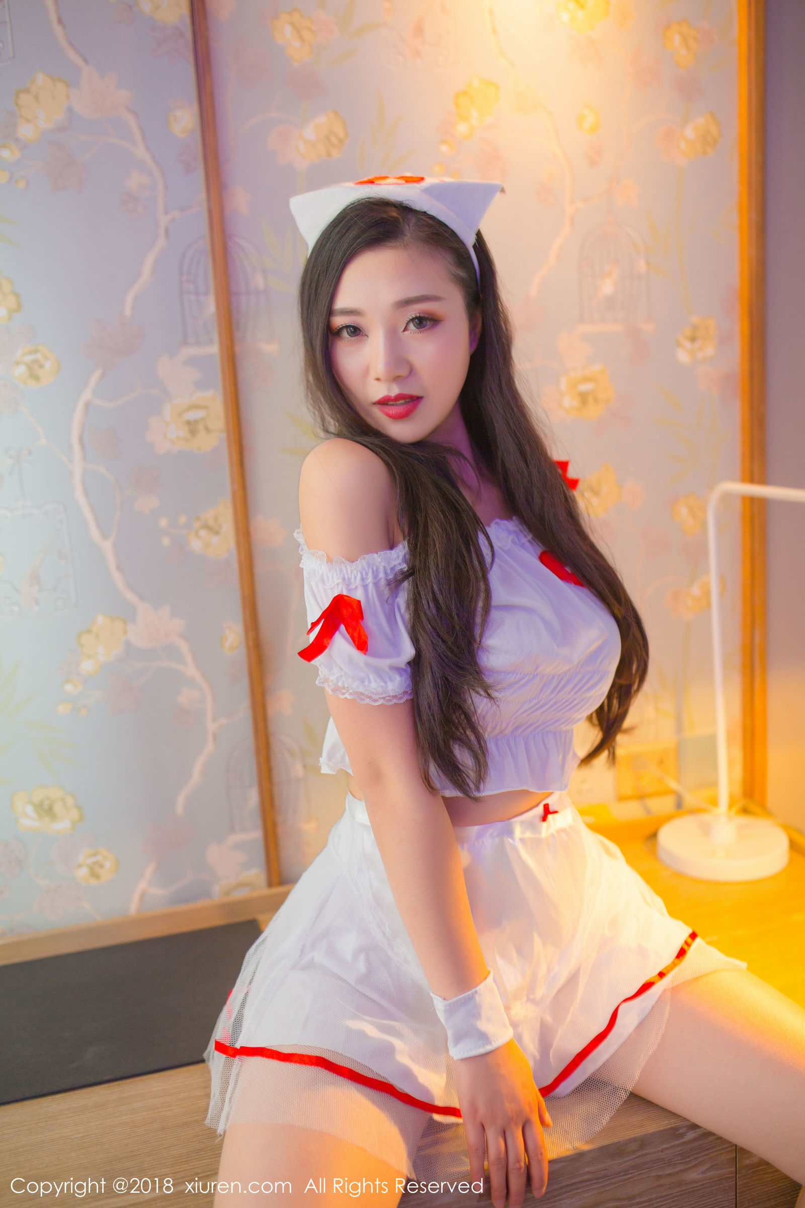[XIUREN秀人网] No.1052 模特@宋-KiKi护士制服写真[54](第34页)