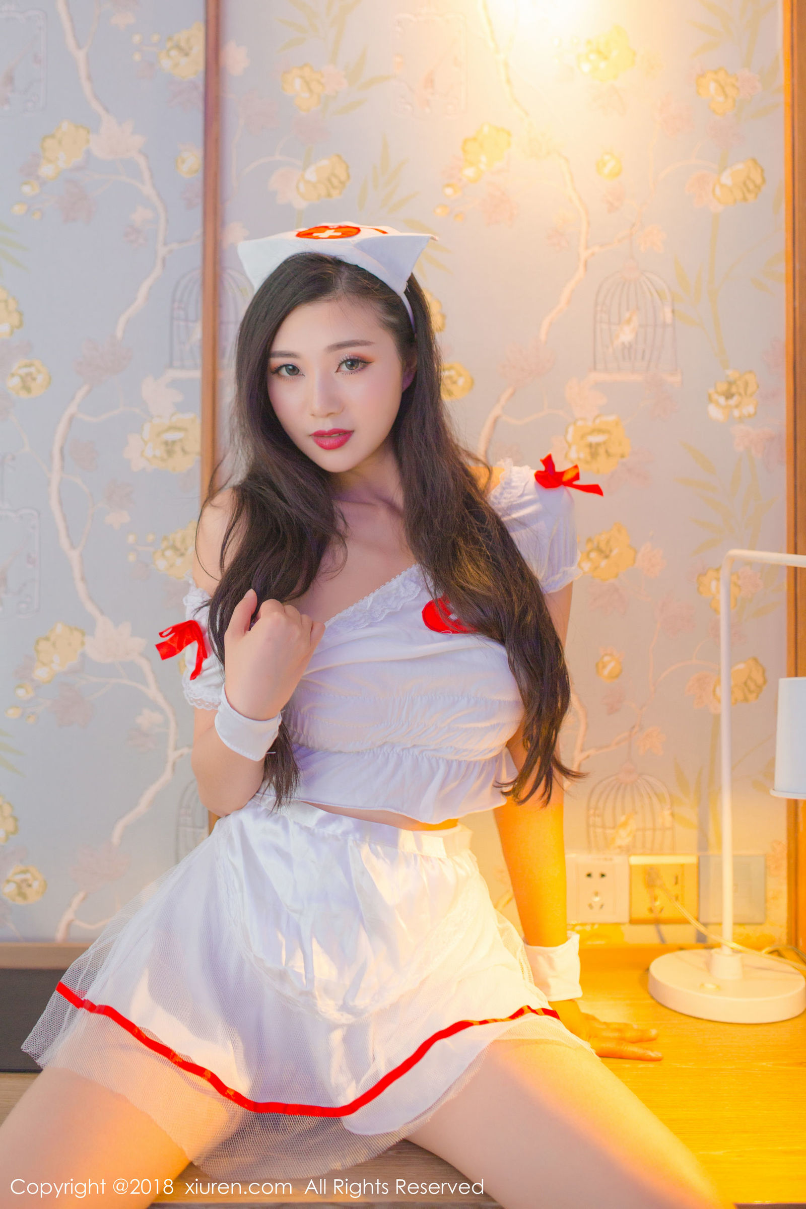 [XIUREN秀人网] No.1052 模特@宋-KiKi护士制服写真[54](第36页)