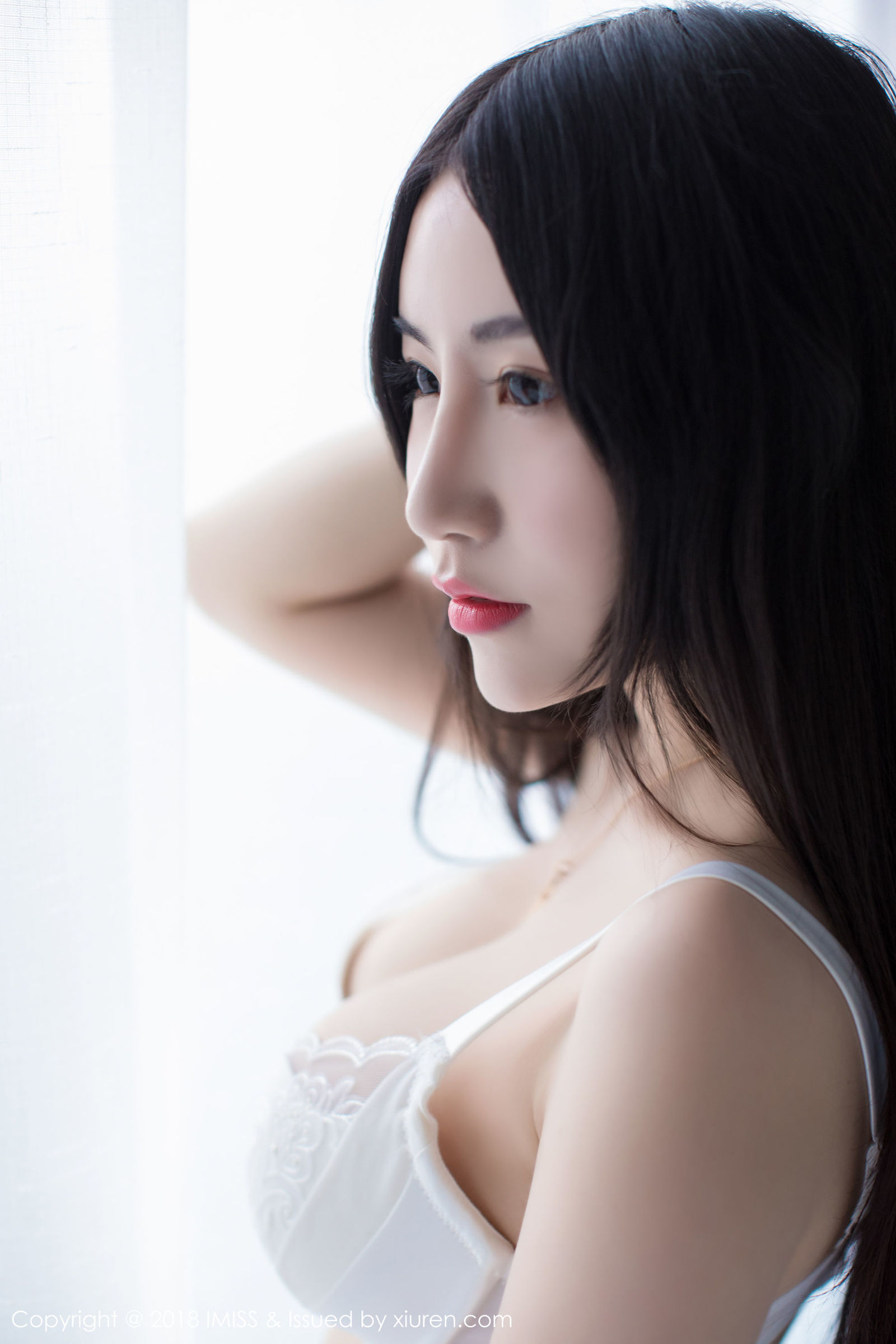 [IMiss爱蜜社] Vol.236 女神@绯月樱-Cherry丝袜美腿写真[42](第36页)