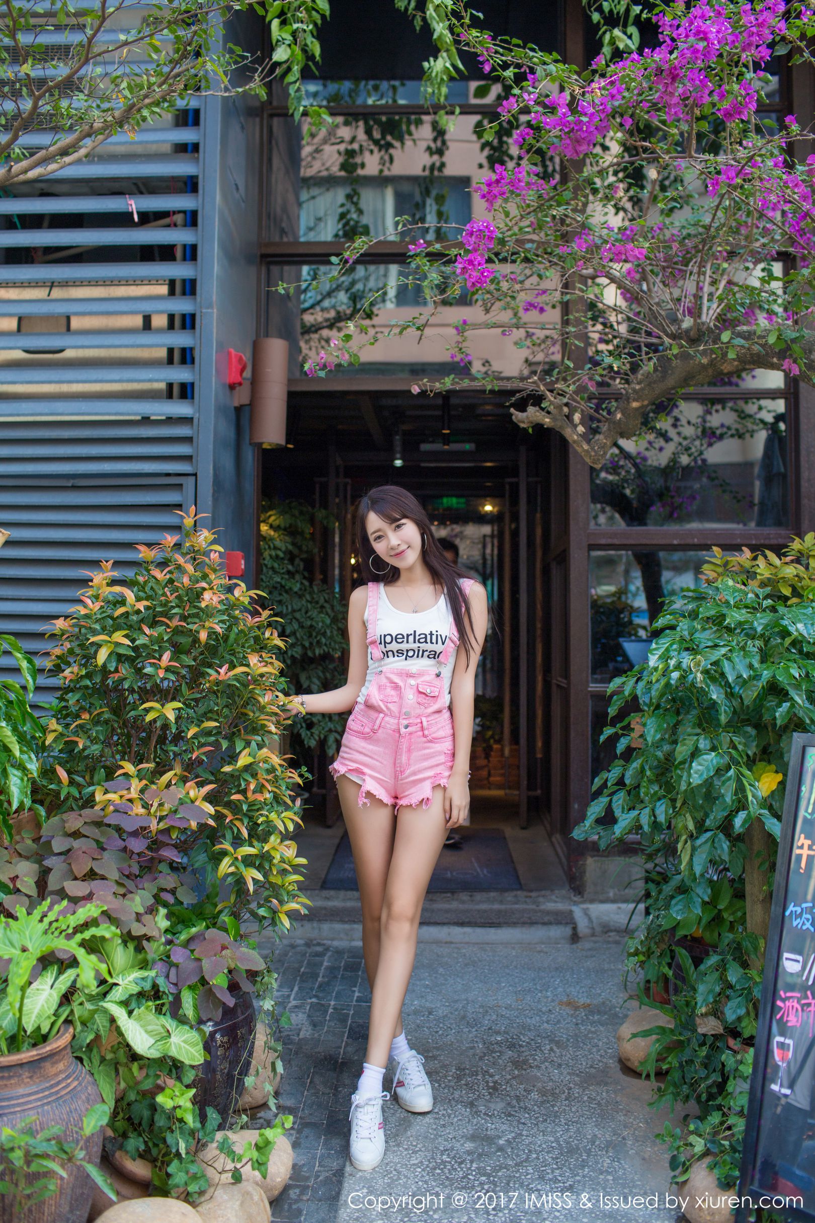 [IMiss爱蜜社] Vol.163 王曼妮好Q - 街拍系列写真套图[46](第24页)