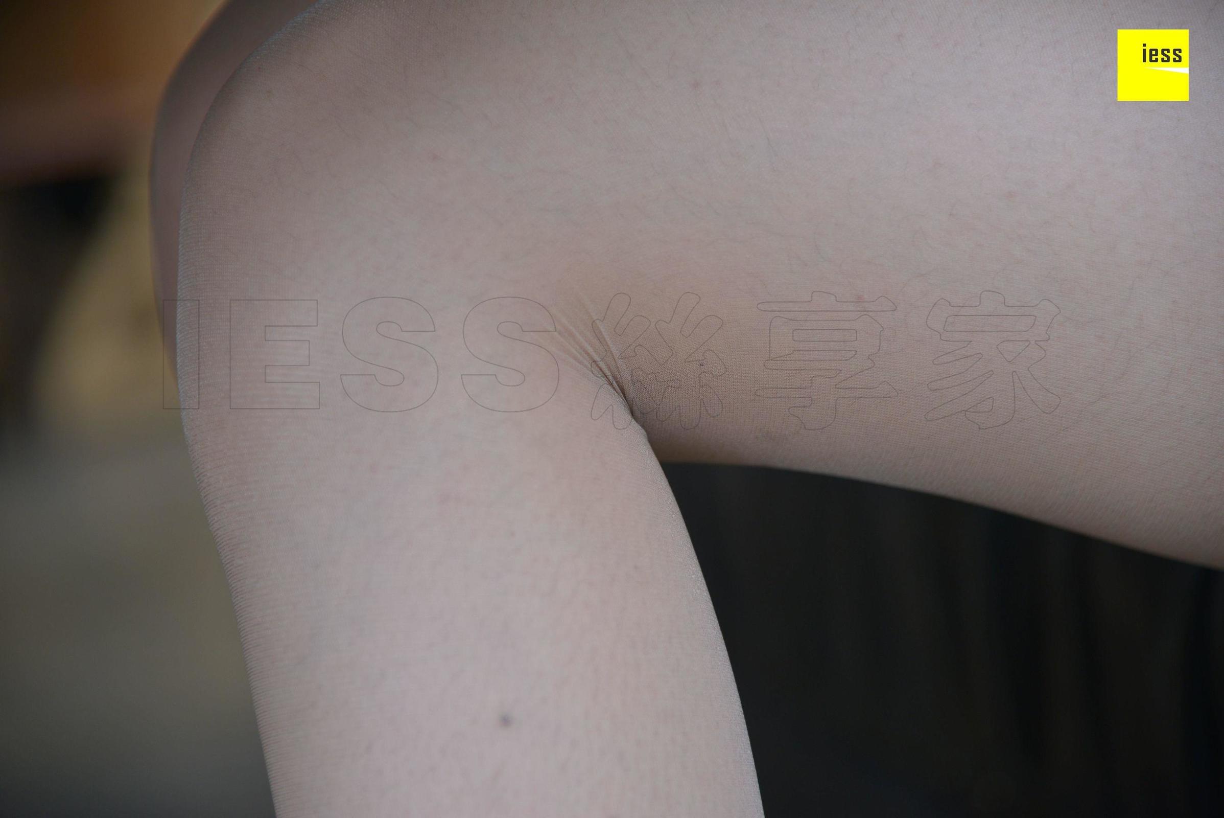 [IESS异思趣向] 丝享家【魔鬼周三】特刊16期 晶晶 - 丝启蒙 丝足写真套图[99](第24页)