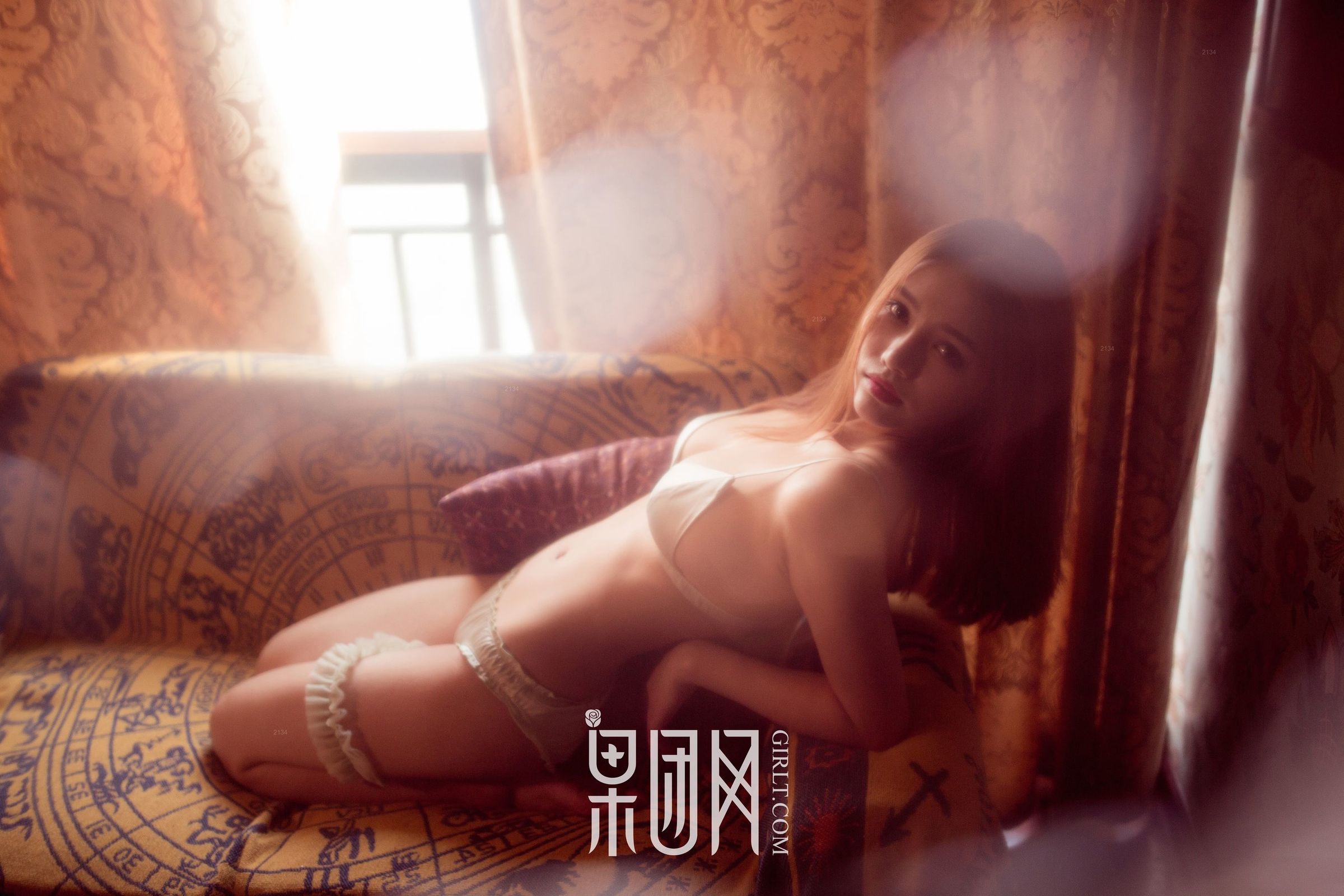 [Girlt果团]熊川纪信 No.026 果团狂欢节，内衣秀邀君共赏！[48](第41页)