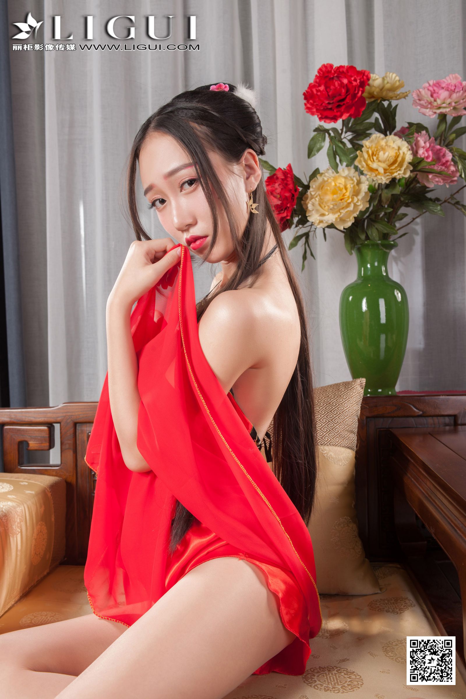 [Ligui丽柜] 时尚写真 Model 红烛 - 极品古典肉丝袜美女[21](第15页)