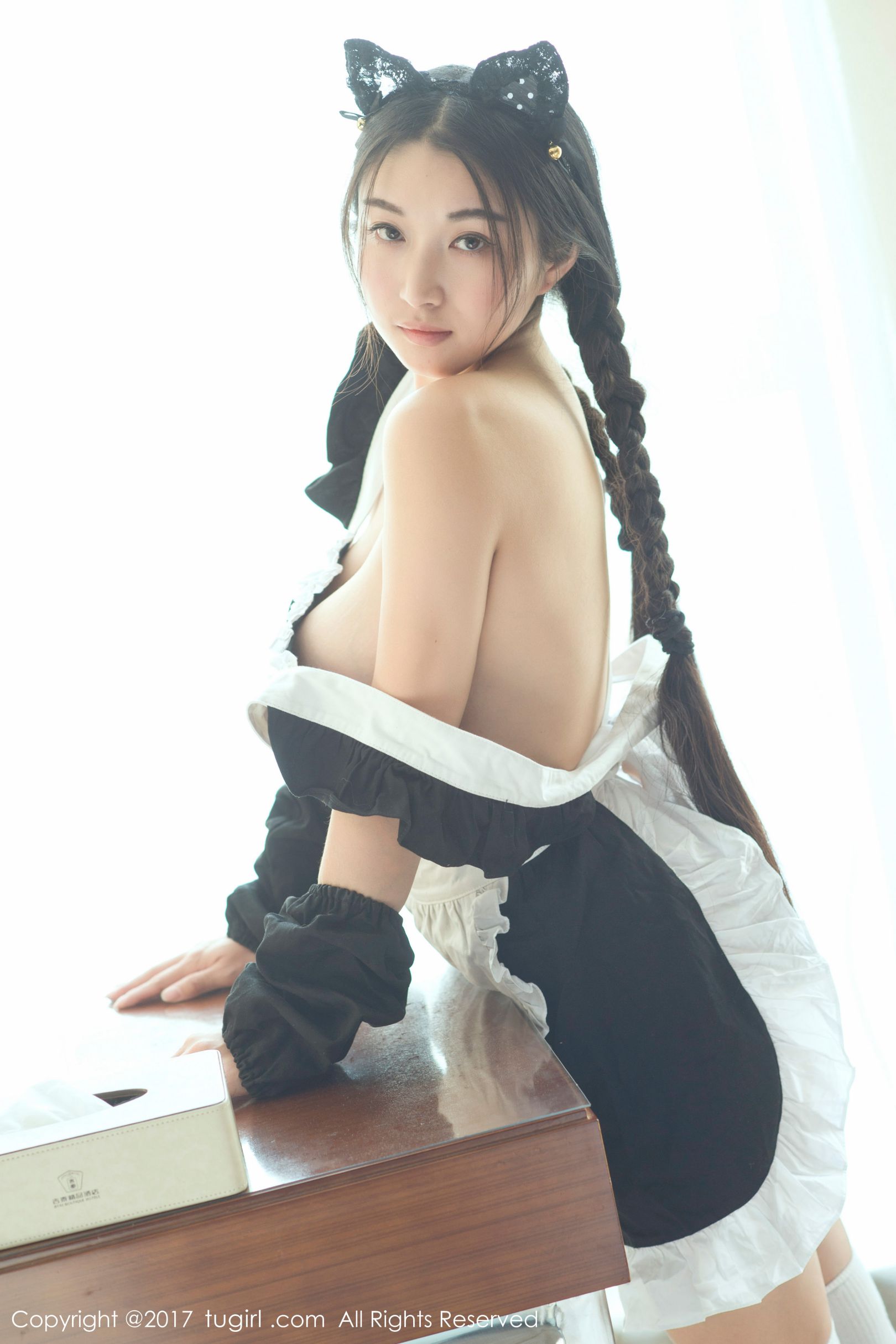 [XiuRen秀人网] No.732 盼盼已鸠 - 透明旗袍和日系女仆装 写真图片[63](第11页)