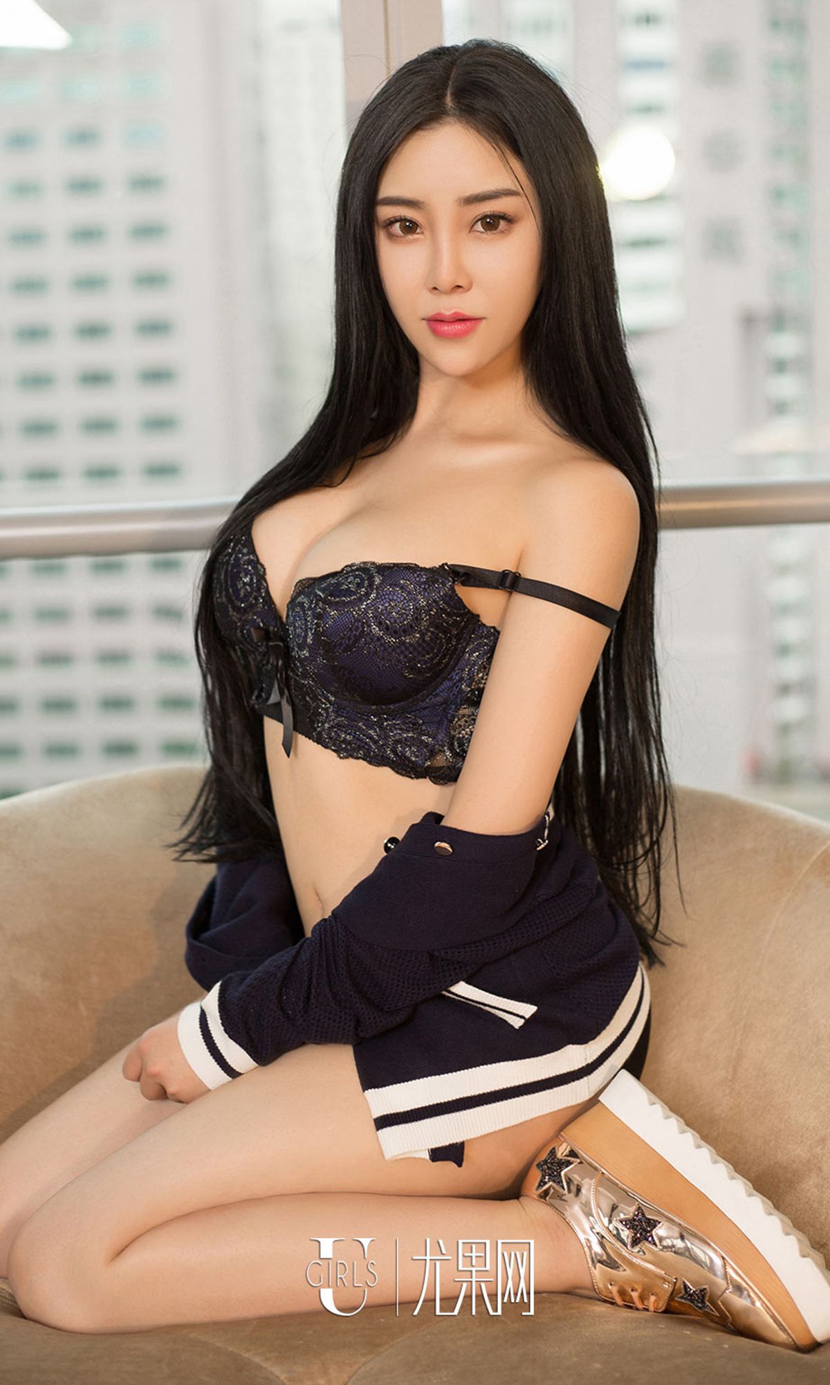 [Ugirls爱尤物] No.725 杨只只 - 只要性感 写真图片[40](第40页)
