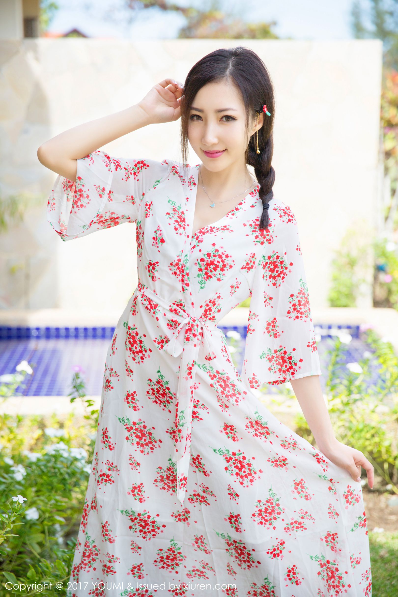 [YOUMI尤蜜荟] Vol.030 Yumi-尤美 - 伫立在海边的唯美仙子 写真图片[50](第33页)