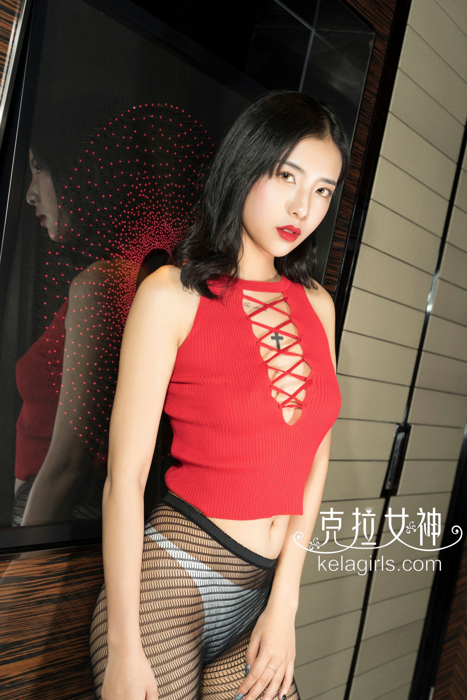 [KeLaGirls克拉女神] VIP专辑 凌雪《缠丝绕网》写真图片[24](第11页)