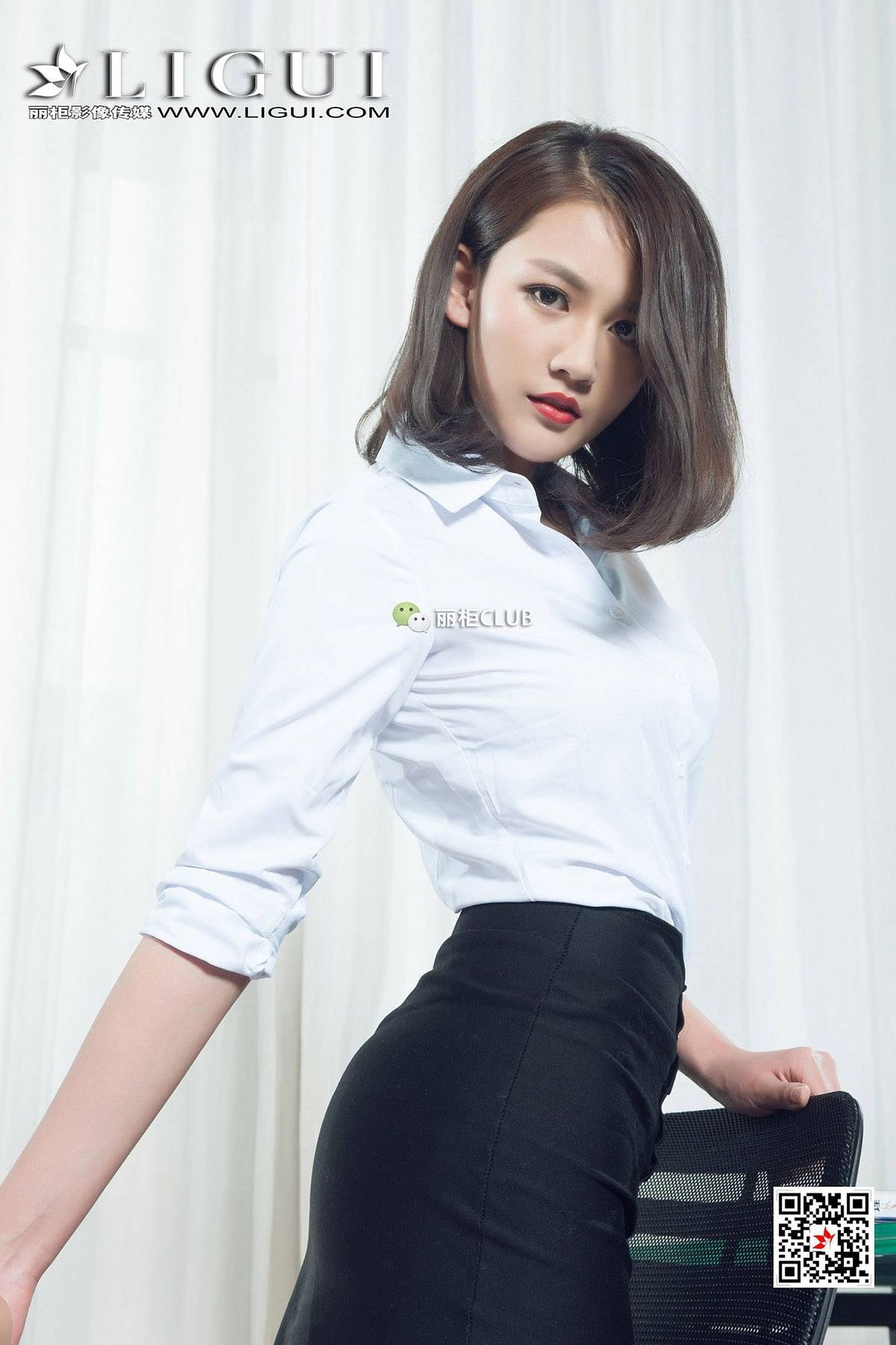 [LIGUI丽柜] 2018-04-24 腿模莹莹 丝足美脚写真[57](第28页)