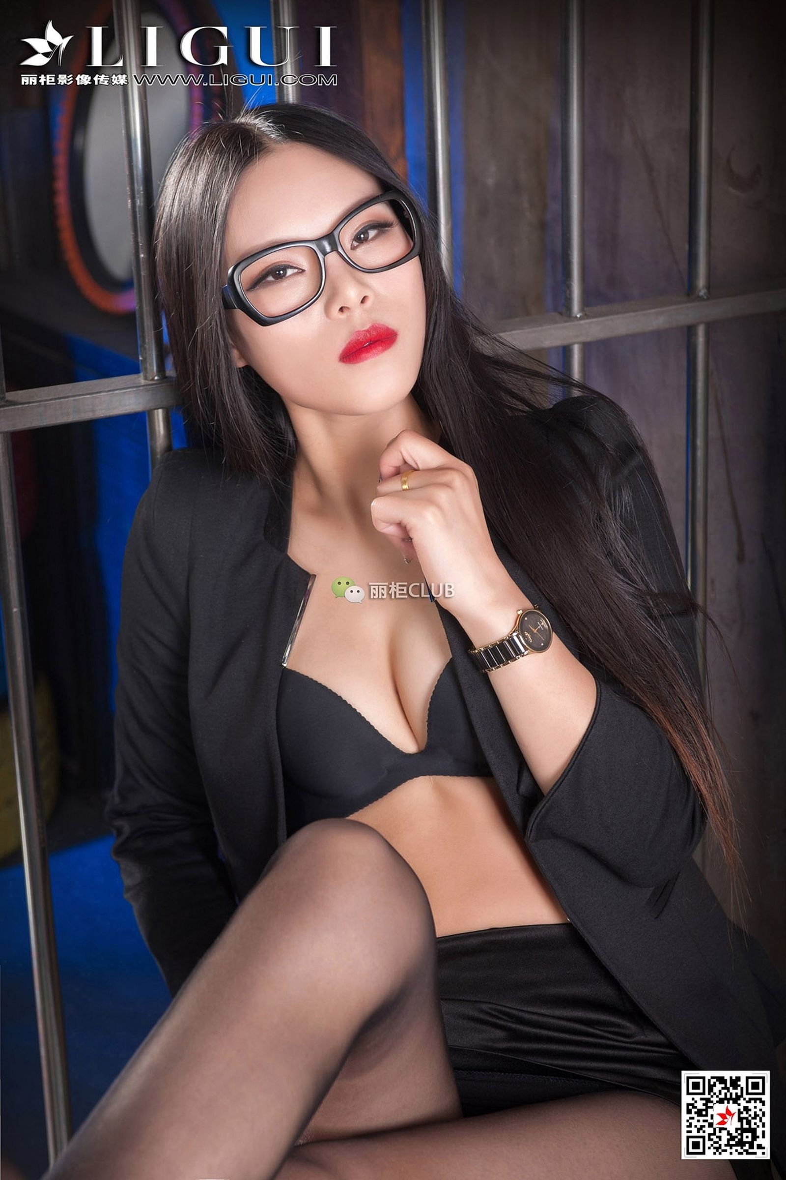 [LIGUI丽柜] 2018-02-24 腿模明明 丝袜美腿丝足写真[74](第15页)