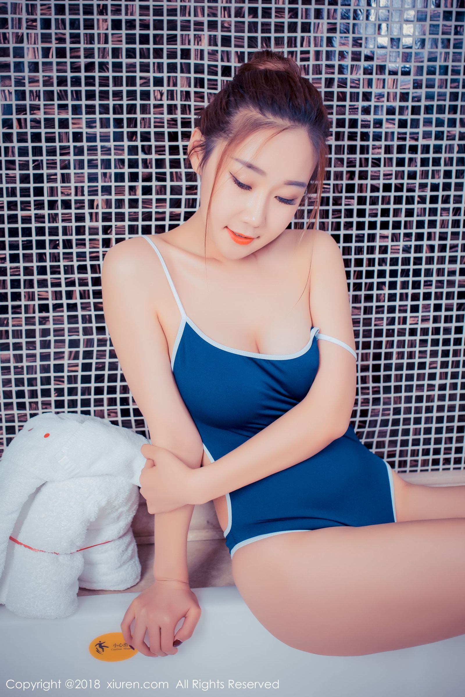[XIUREN秀人] No.951 棉花糖candy - 浴室死库水人体写真[58](第14页)