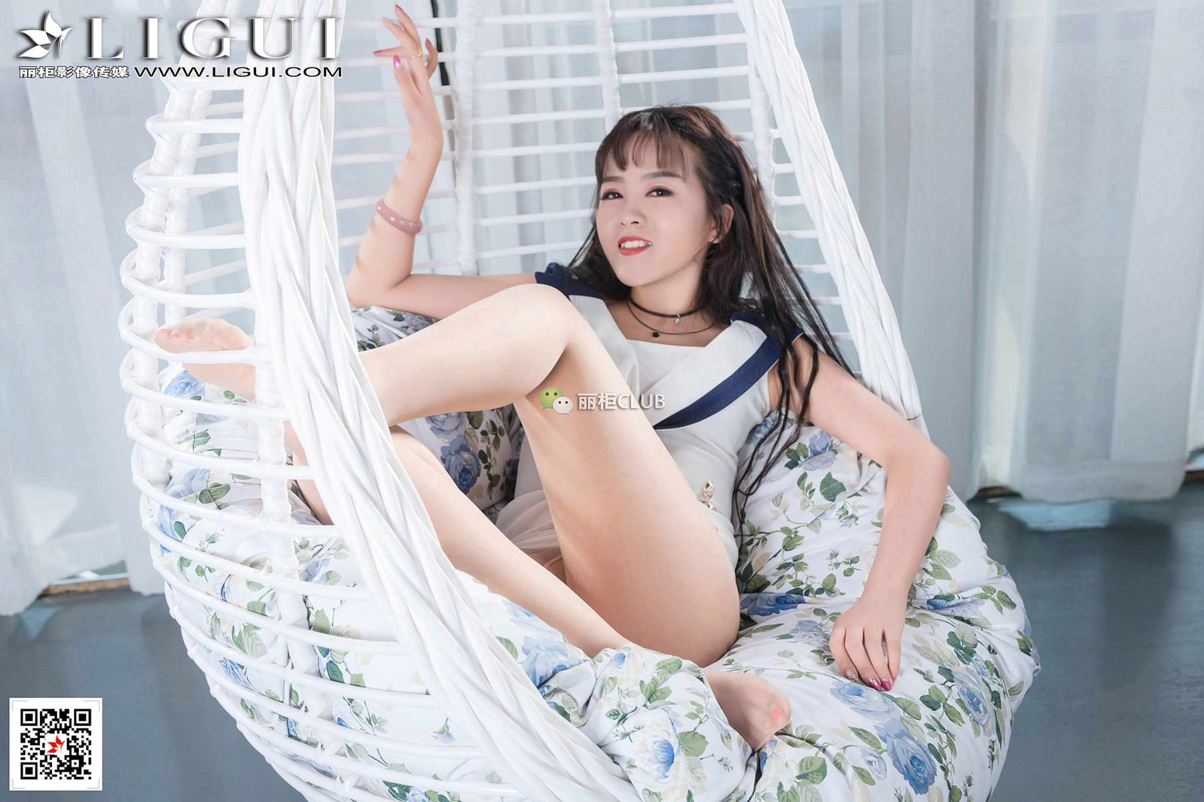 [Ligui丽柜] 2017-11-01 Model 刘悦 美腿丝足写真套图[55](第20页)