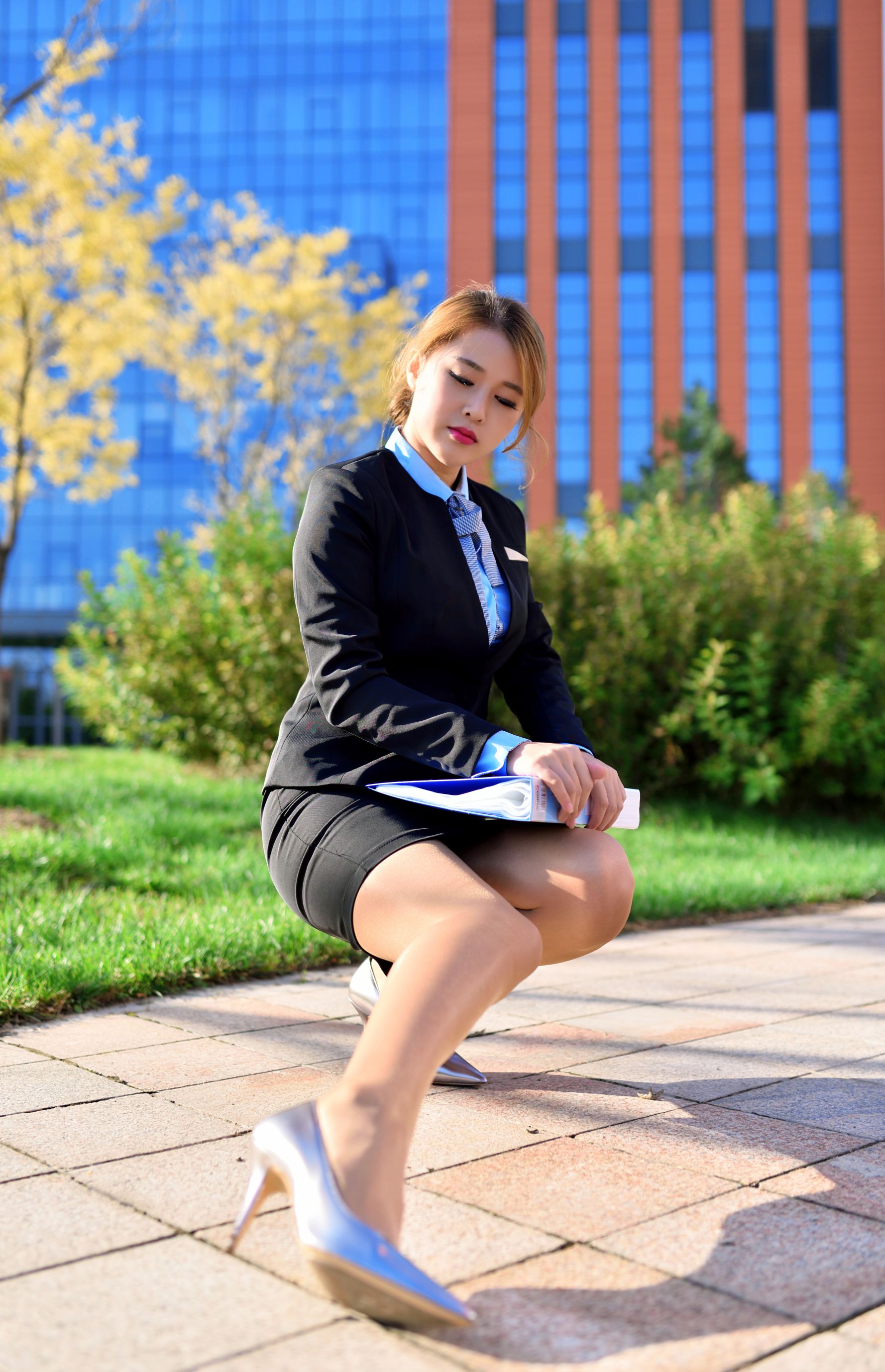 [DDY Pantyhose] NO.011 若兮 - 街拍OL制服写真[42](第21页)
