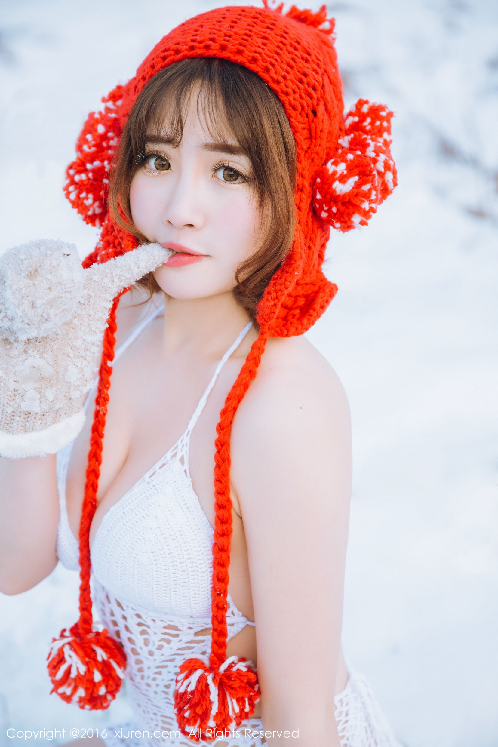 [秀人网] No.484 徐cake - 新春雪景套图[35](第30页)