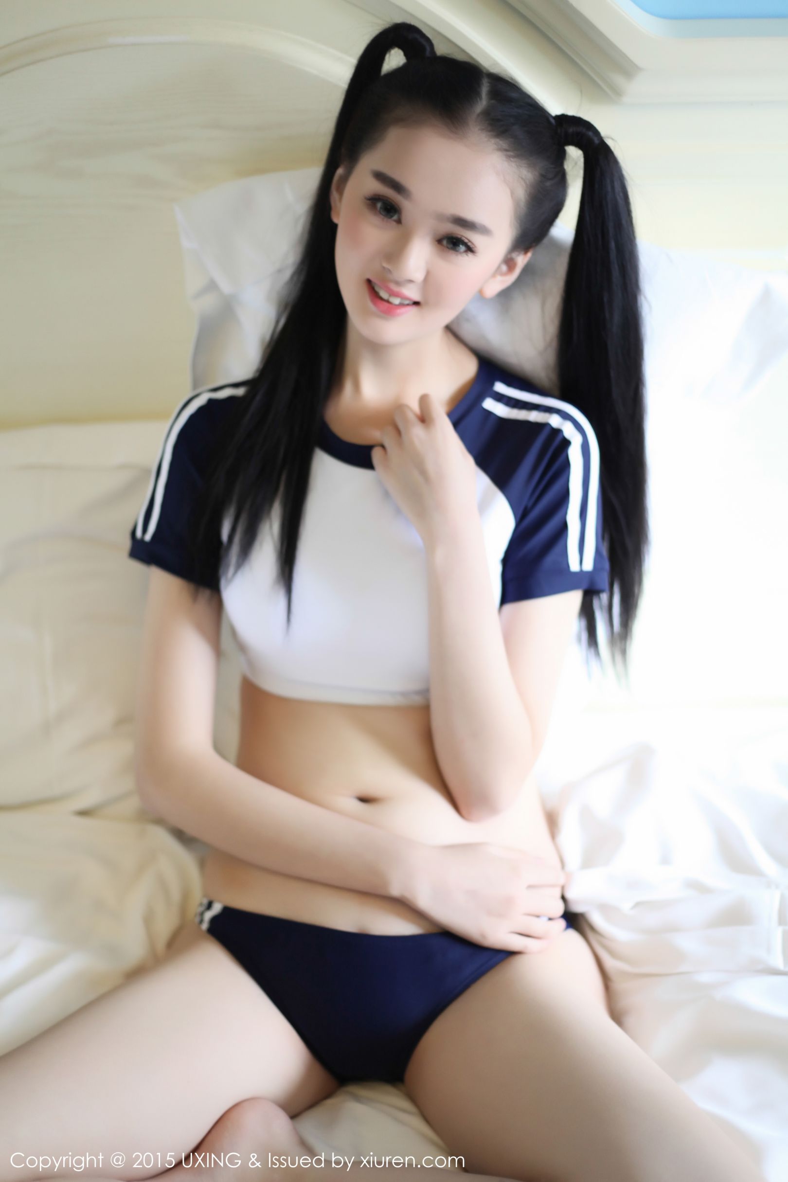 [UXING优星馆] VOL.027 温馨baby 97年新人妹子 写真套图[44](第42页)