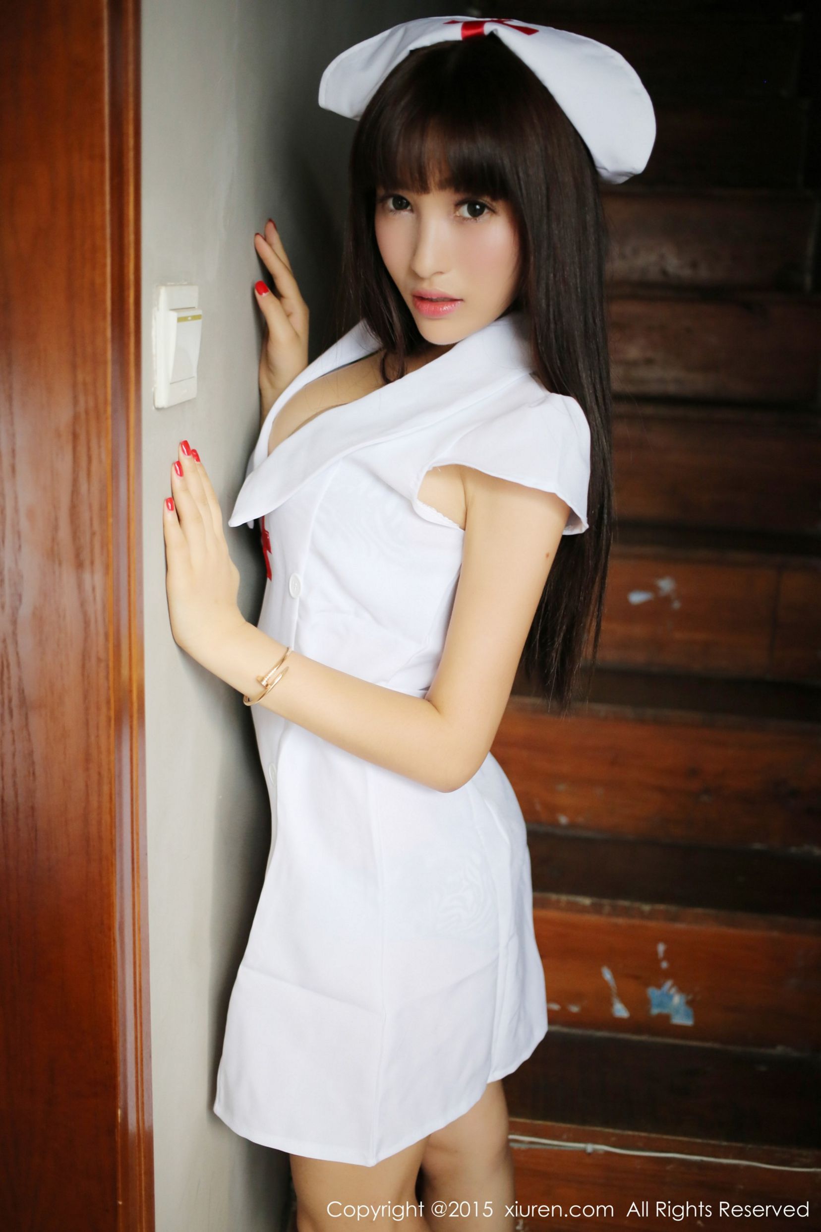 [秀人网] No.389 Nic妮可可 - 性感美胸私房内衣+护士制服写真[80](第61页)