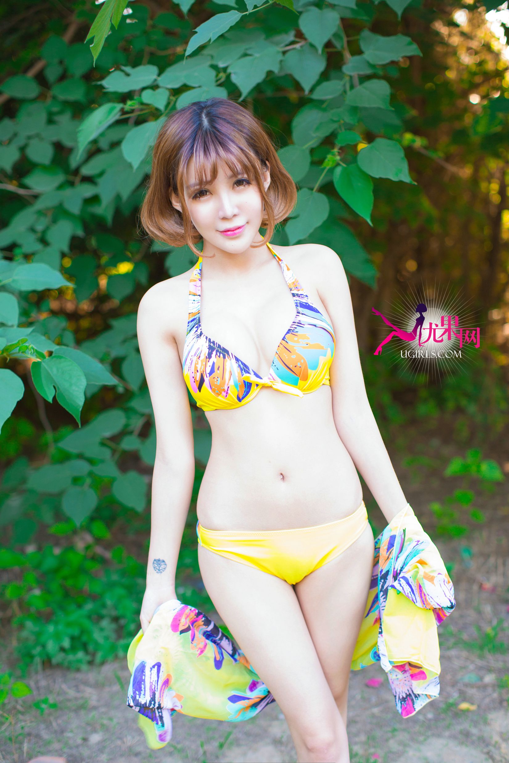 [Ugirls尤果网] U100期 Alin 《阳光边缘 明媚笑脸》写真套图[64](第31页)