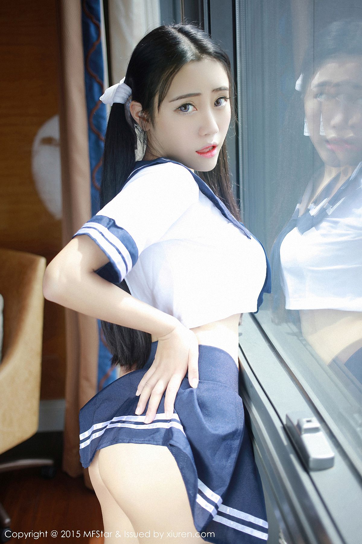 [MFStar模范学院] VOL.032 兜豆靓Youlina - 大尺度制服写真套图[39](第14页)