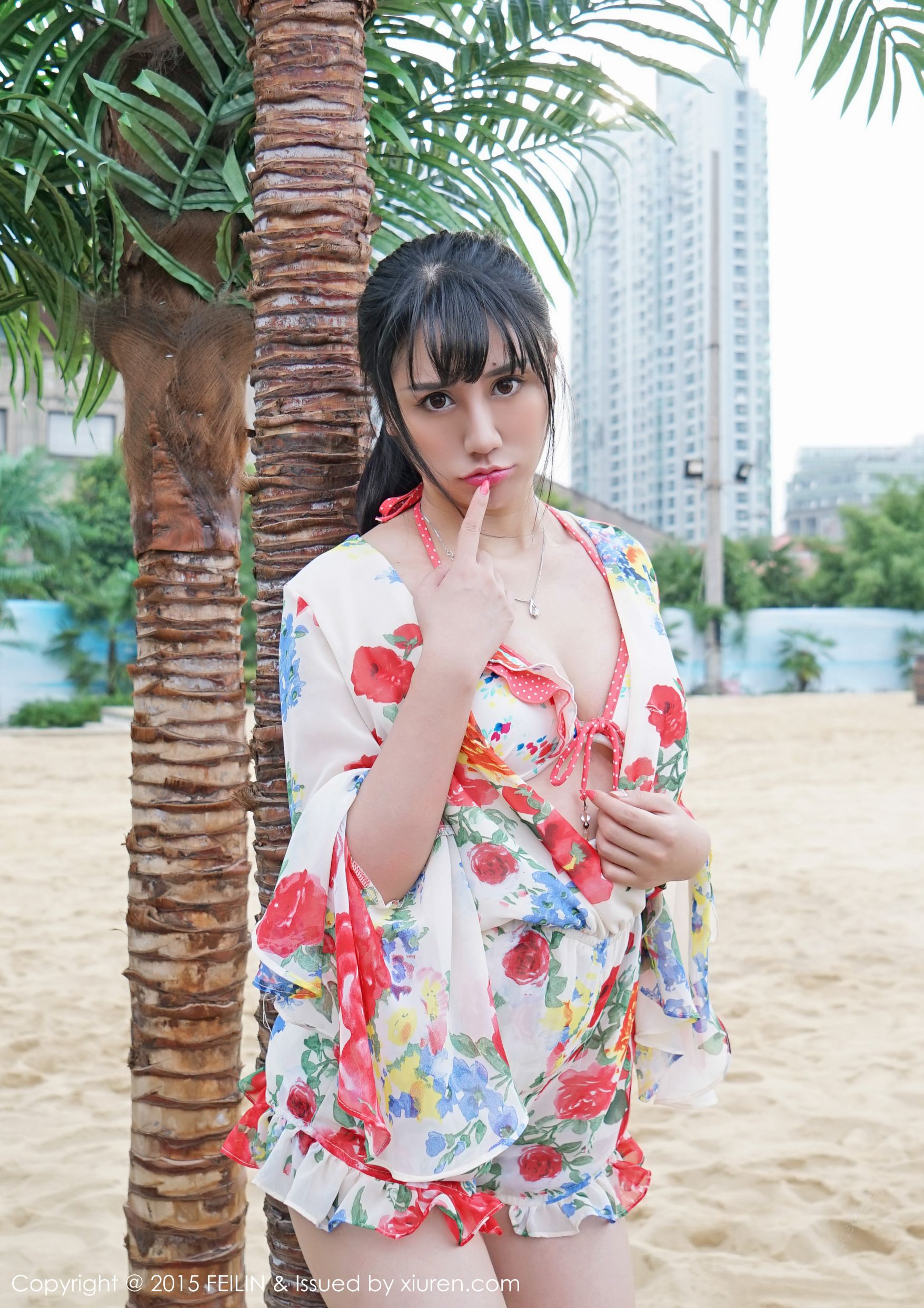 [FEILIN嗲囡囡] VOL.005 杨晓青儿 写真套图[42](第24页)