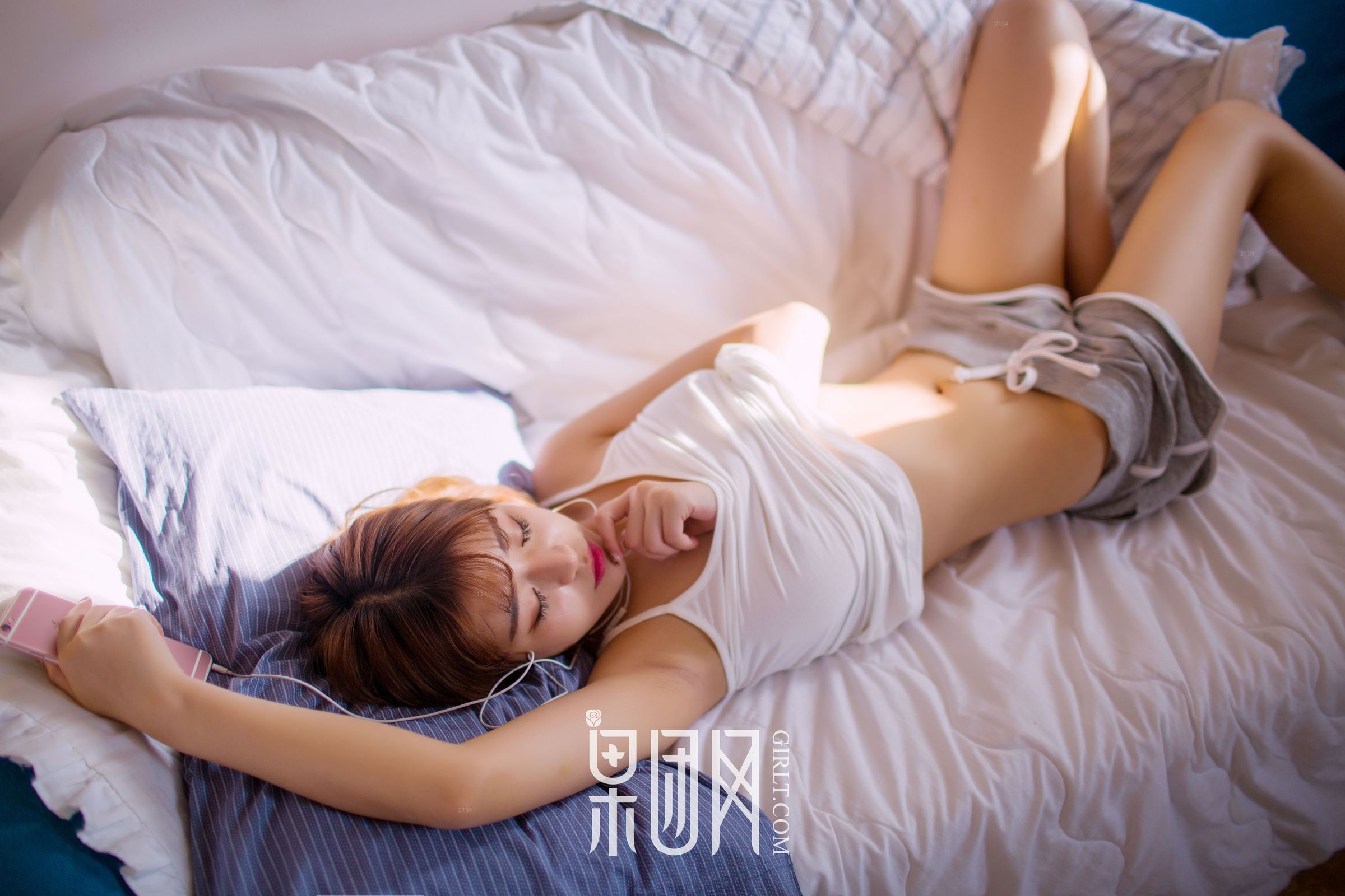 [Girlt果团熊川纪信] No.007 巨乳萝莉星野千美奈化身调皮小女友[36](第26页)