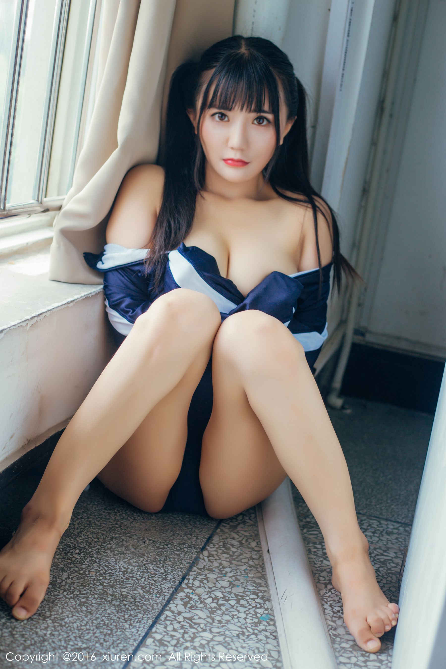 [XiuRen秀人网] No.601 童颜巨乳模特@阿乖Kiddo性感写真[51](第25页)