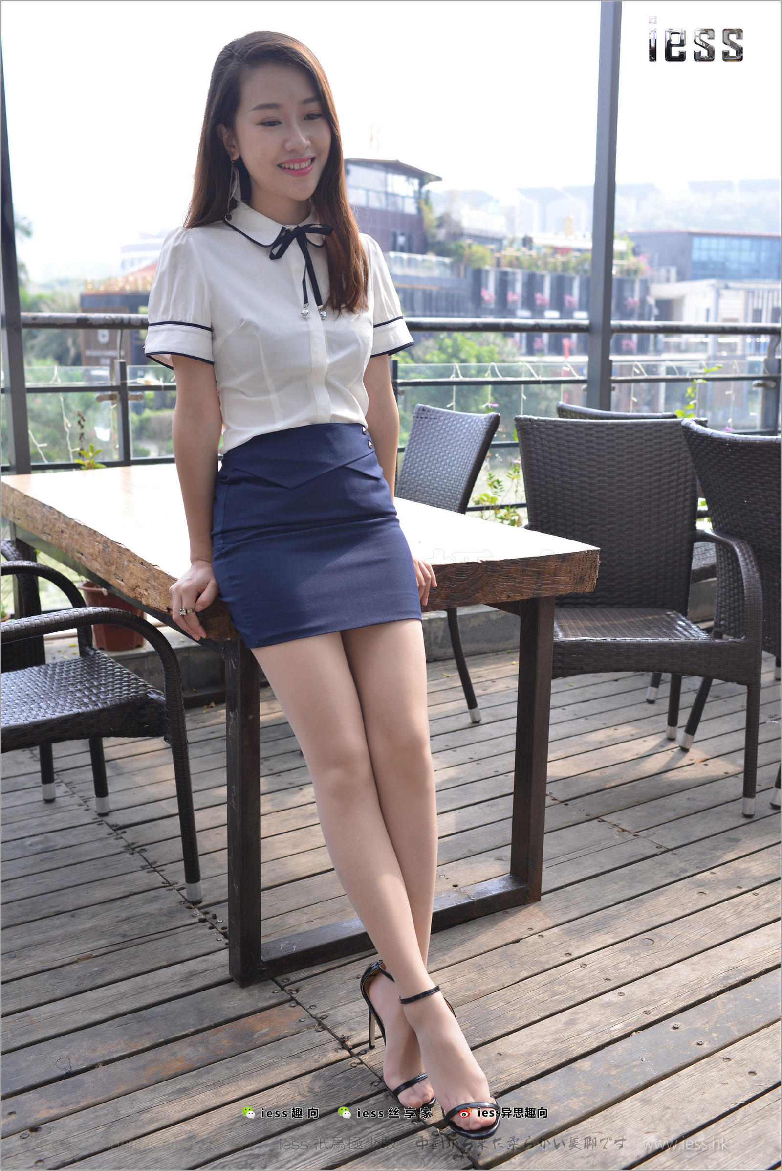 [IESS异思趣向] 丝足便当166 小婕 《古典主义腿神的登场》 丝足写真[99](第40页)