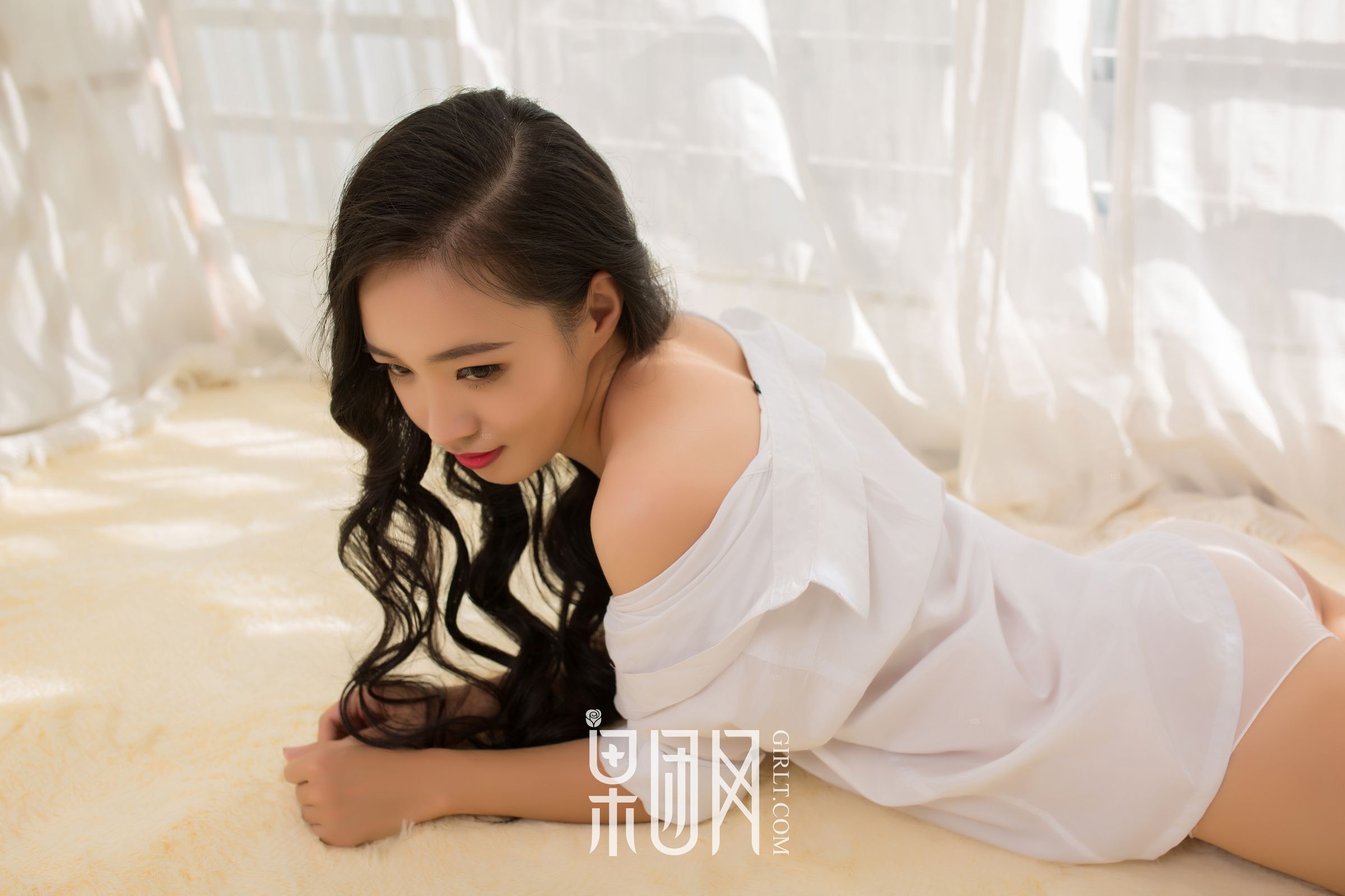[Girlt果团网] TG.031 清纯学生妹上演网袜诱惑！[69](第37页)