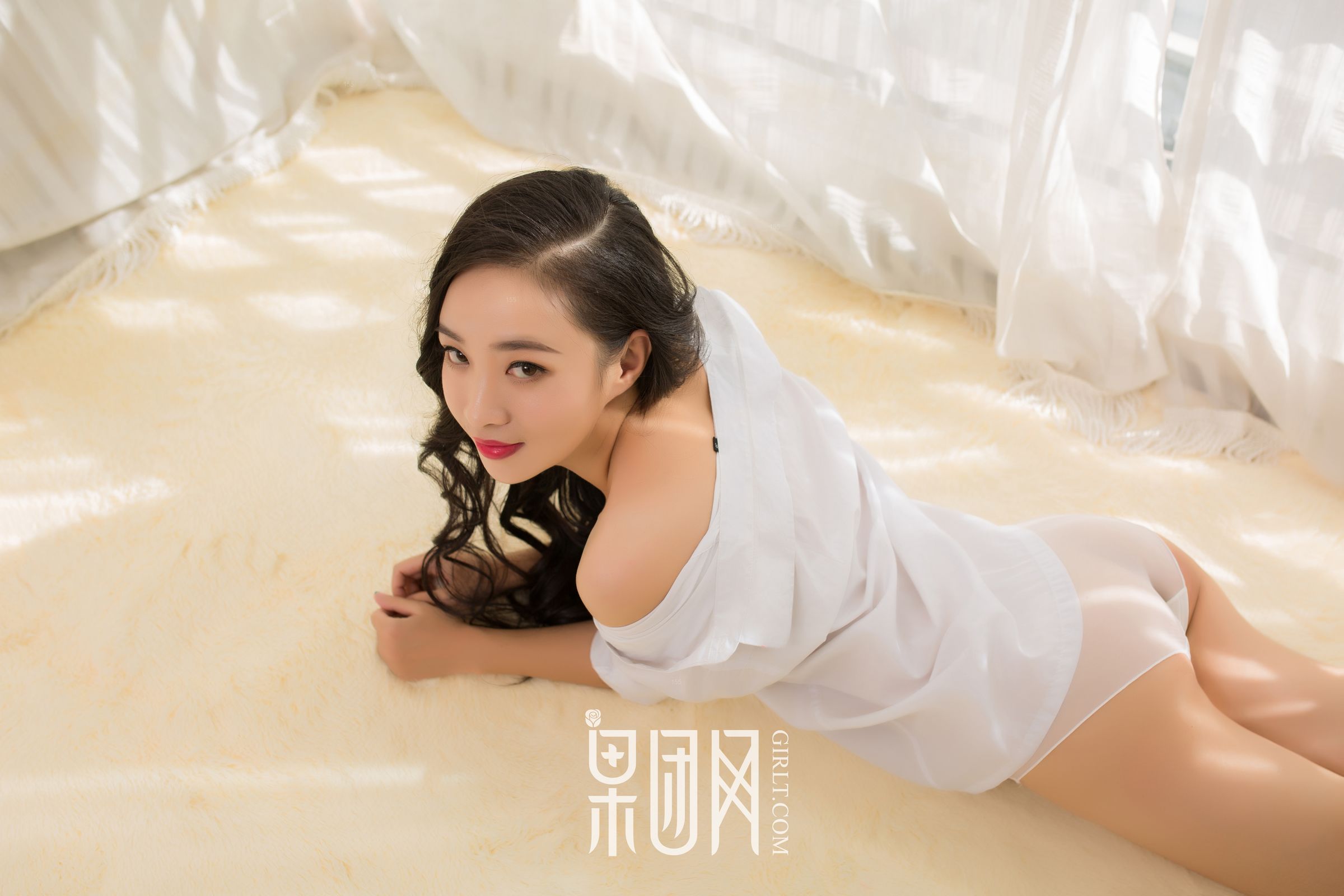 [Girlt果团网] TG.031 清纯学生妹上演网袜诱惑！[69](第38页)