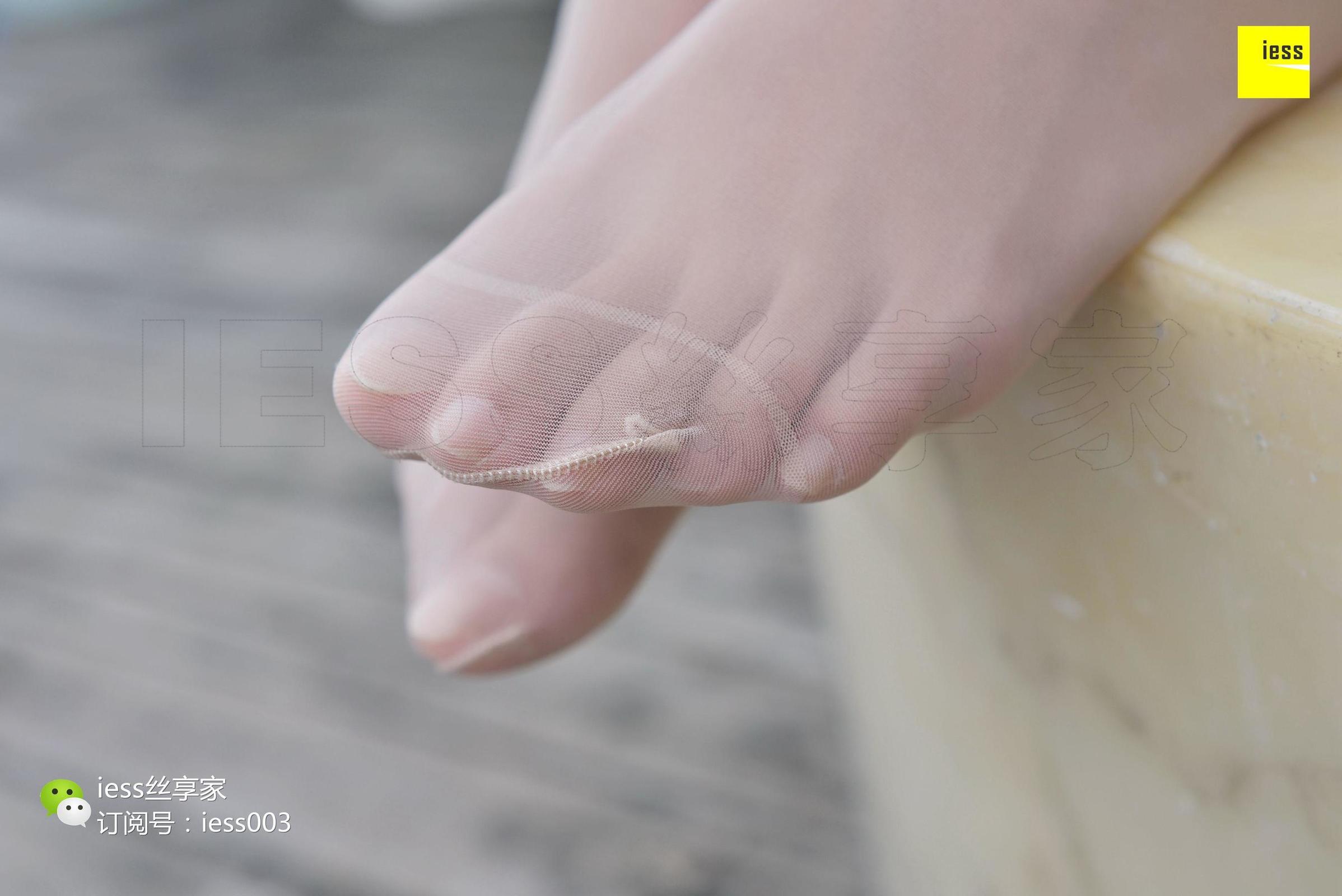[IESS异思趣向] 丝享家039 婉萍 《透明水晶鞋的幻想Ⅱ》 丝足写真[97](第3页)