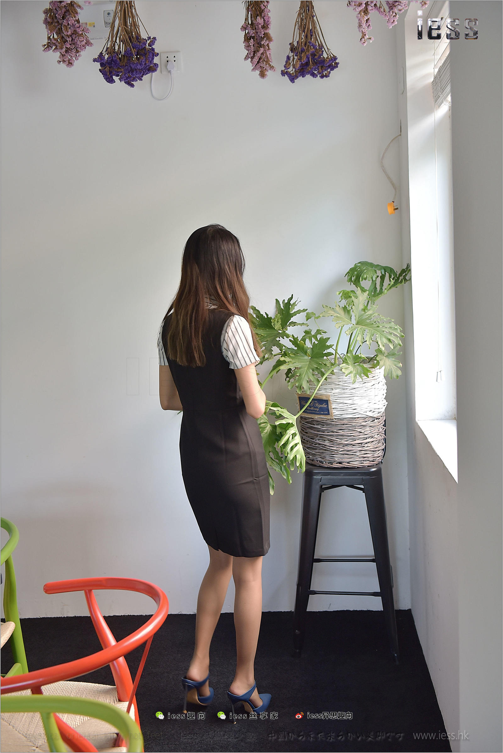 [IESS异思趣向] 丝足便当160 婉萍 - 婉萍的咖啡丝I  丝足套图[99](第75页)