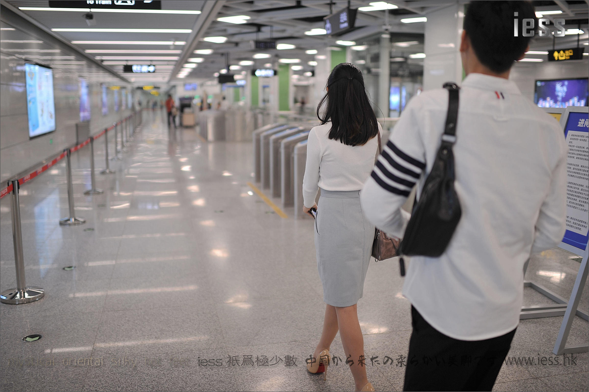 [IESS异思趣向] 丝足便当127 - 户外丝袜[99](第31页)