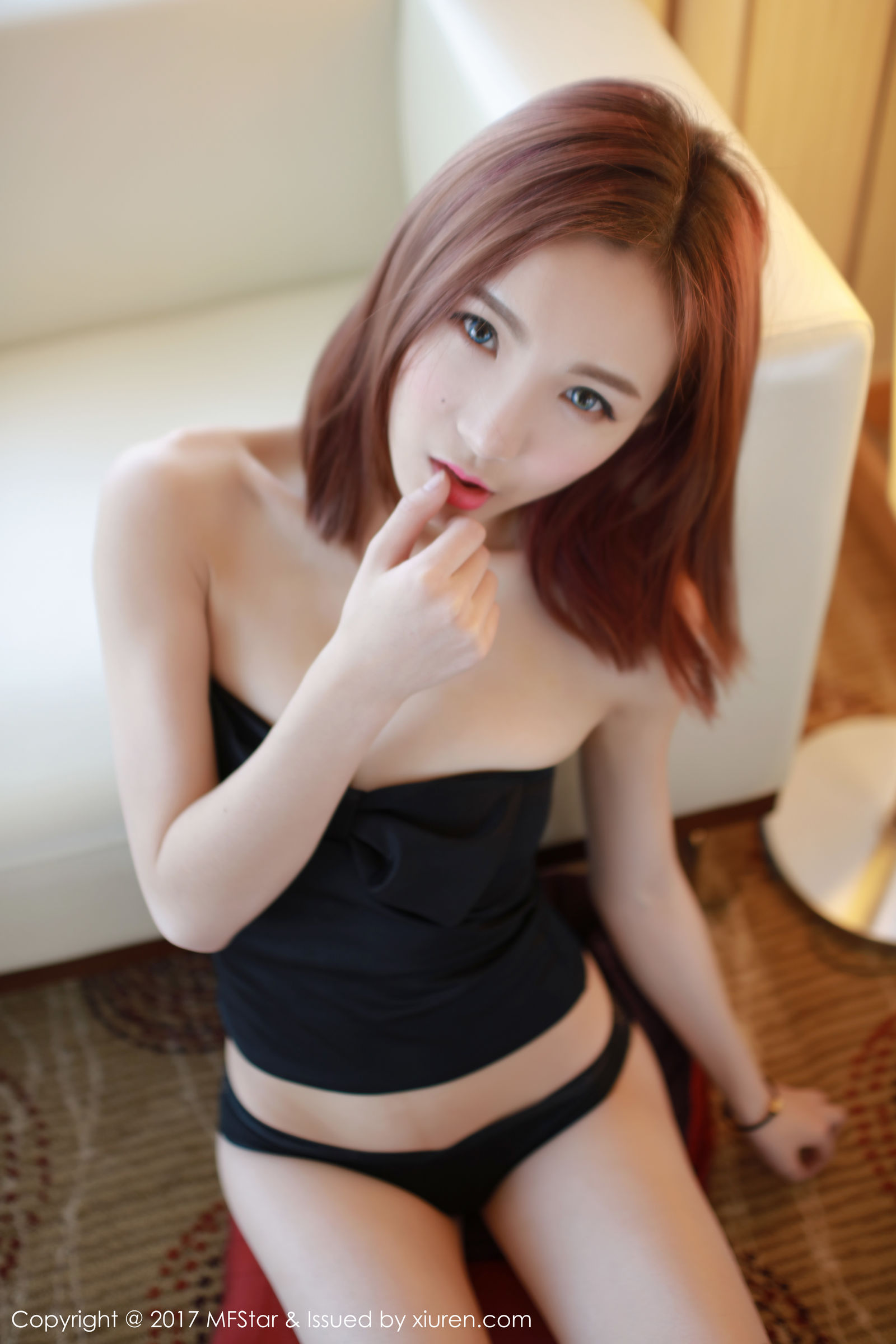 [MFStar模范学院] VOL.109 美女主播@Hana妹第二套性感写真[40](第17页)
