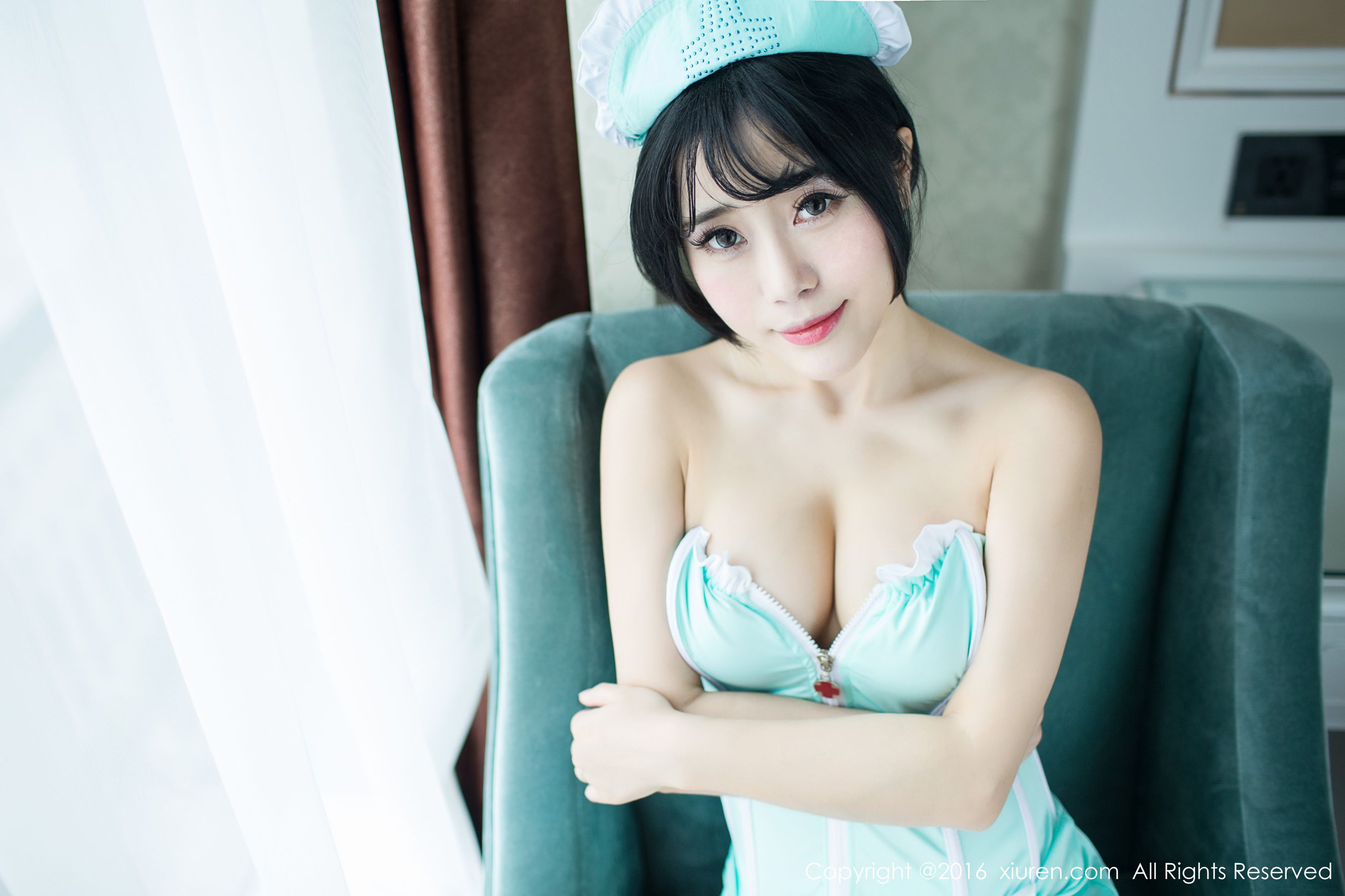 [XiuRen秀人网] No.550 兜豆靓Youlina 《香蕉小护士》写真套图[63](第29页)