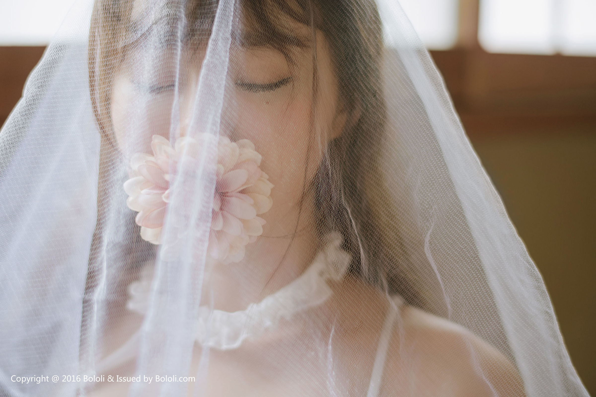 [Bololi波萝社] BOL.090 柳侑绮 - 白纱少女与花 写真套图[41](第30页)