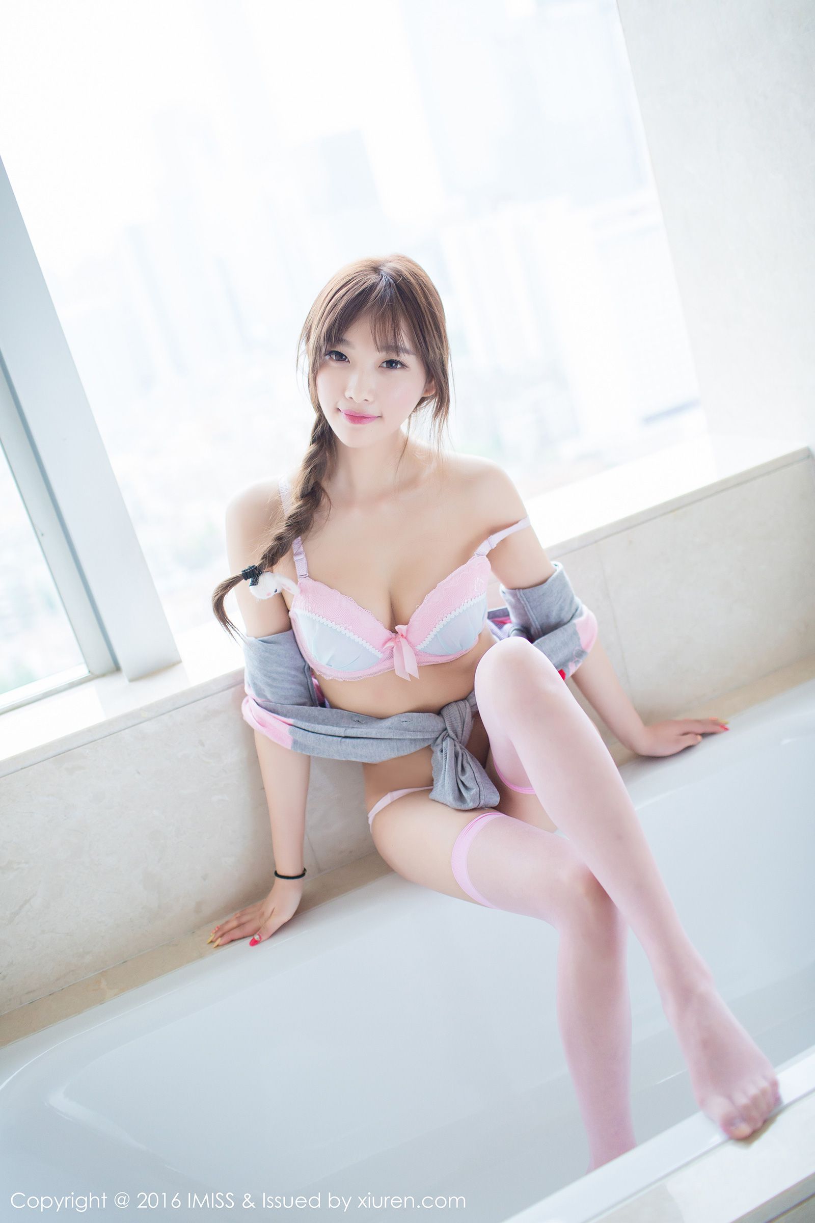 [IMiss爱蜜社] VOL.100 sugar小甜心CC性感写真套图[44](第19页)