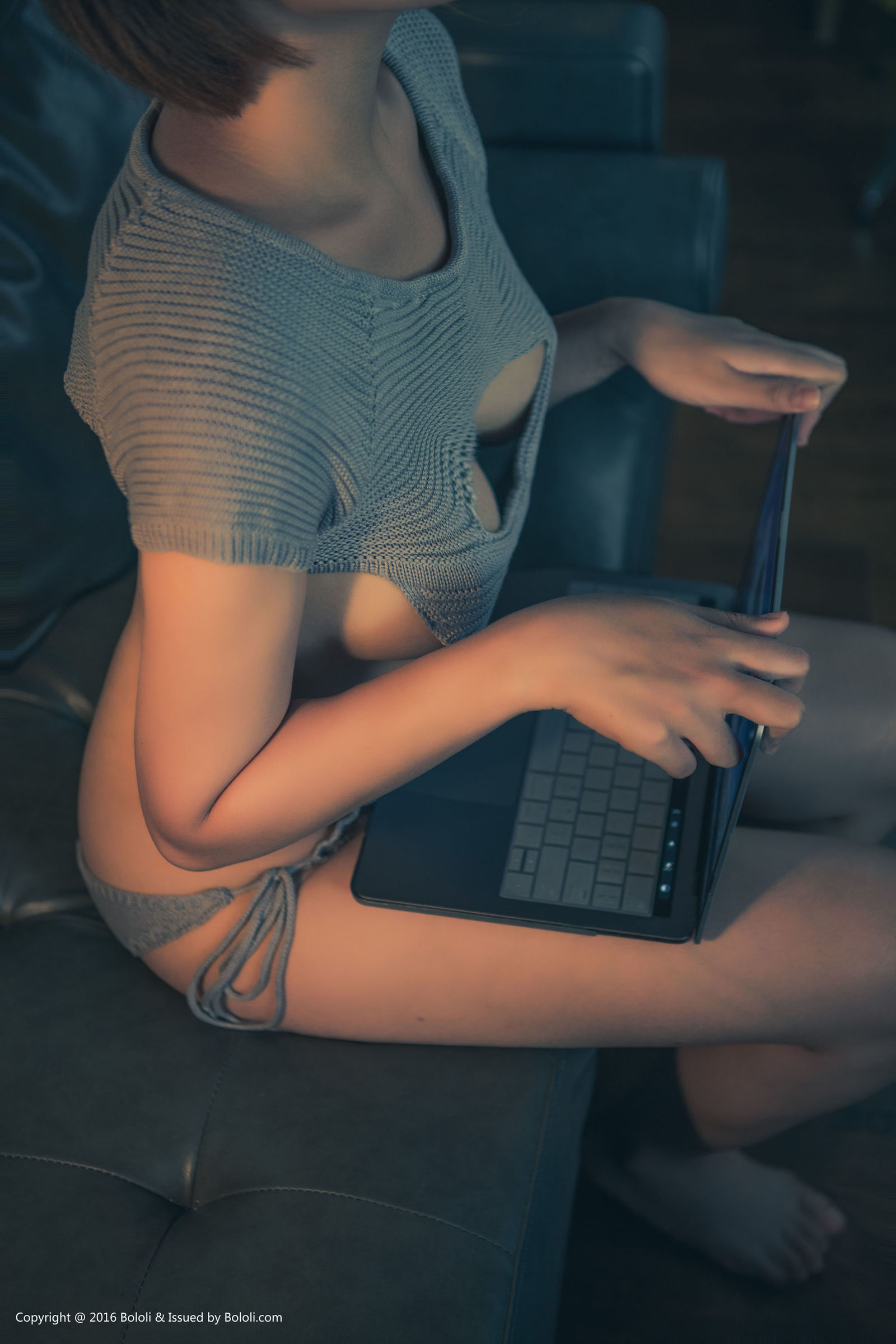 [Bololi波萝社] BOL.105 黑黑 - 性感毛衣 写真套图[41](第7页)