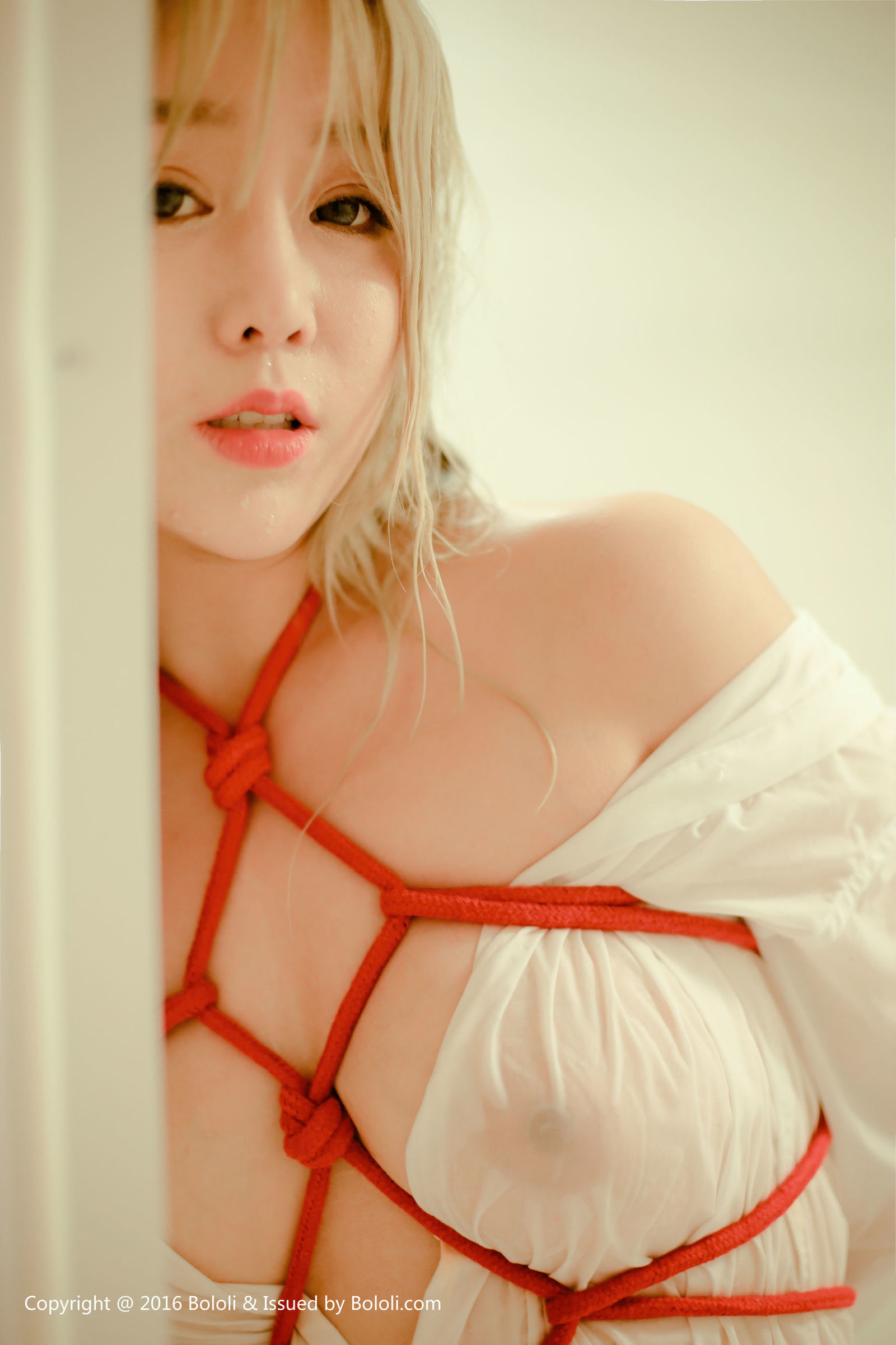 [Bololi波萝社] BOL.060 王雨纯 - 湿身捆绑 写真套图[37](第22页)