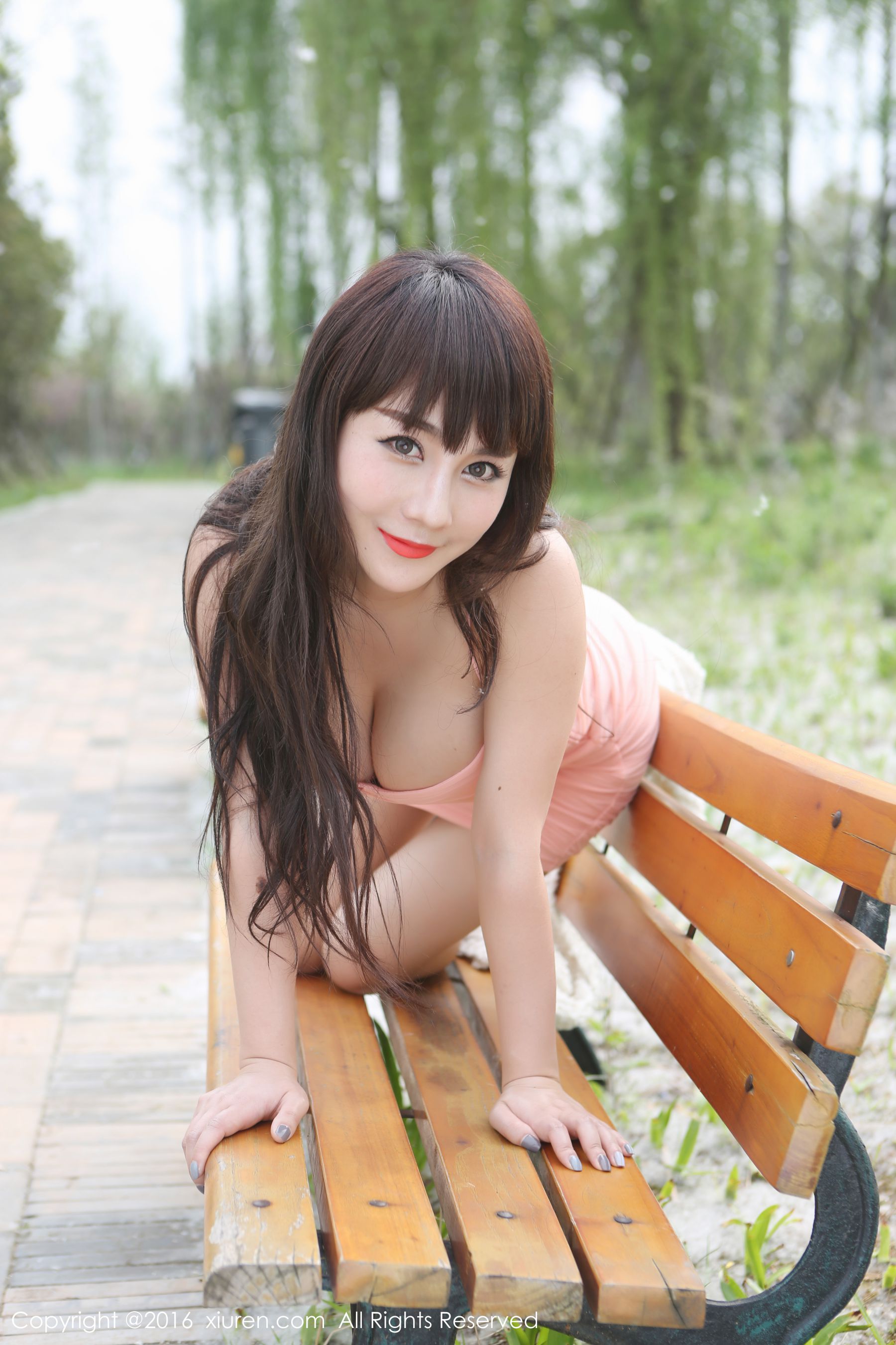 [XiuRen秀人网] No.529 爆乳模特@陈巧蓓isabella首套性感写真[55](第28页)