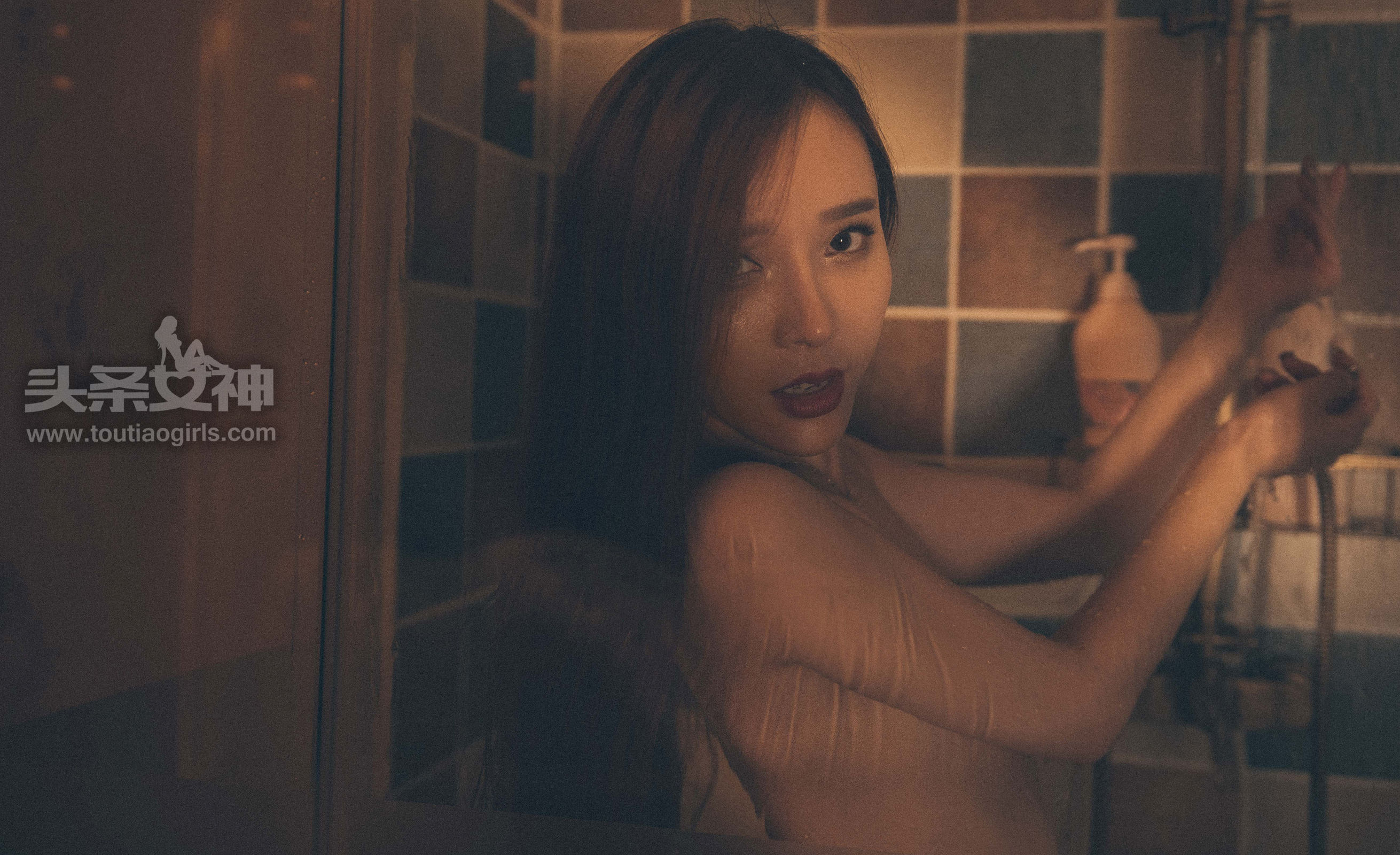[Toutiaogirls头条女神] 艾小青 - 女神探店水铂宫篇[50](第42页)