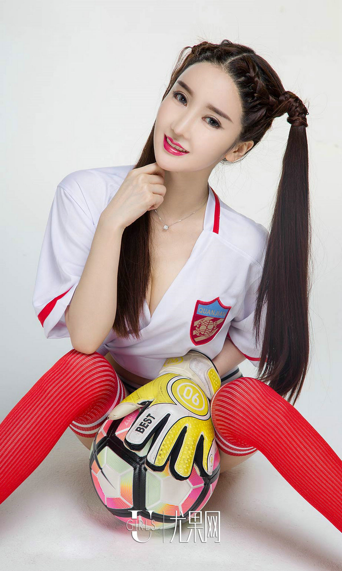 [Ugirls爱尤物] No.817 夏美 一球成名 写真套图[40](第16页)