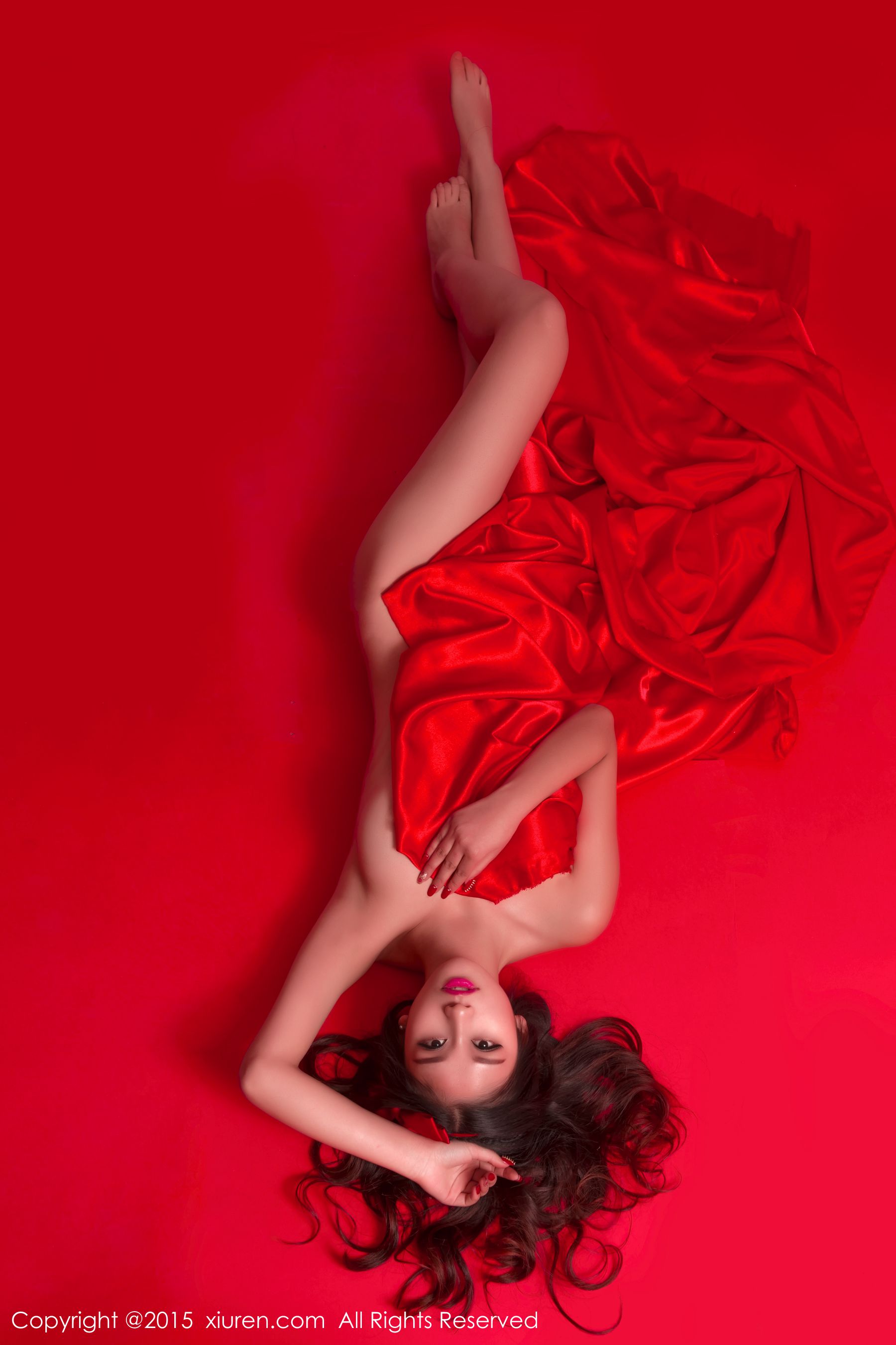 [XiuRen秀人网] No.282 史雨姐姐 - 红色背景唯美人体摄影[50](第37页)