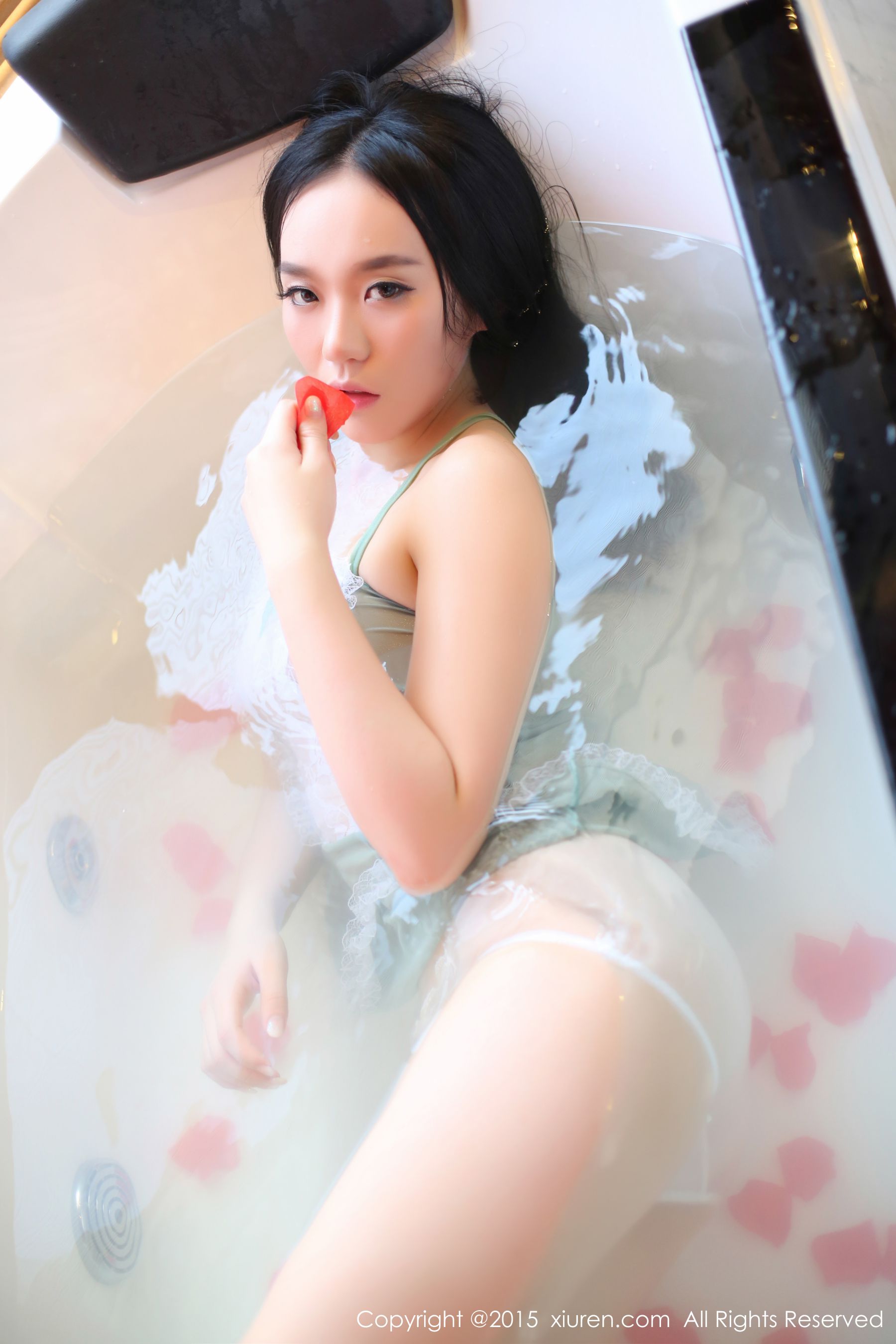 [XiuRen秀人网] No.273 Jennifer小若 写真套图[98](第93页)