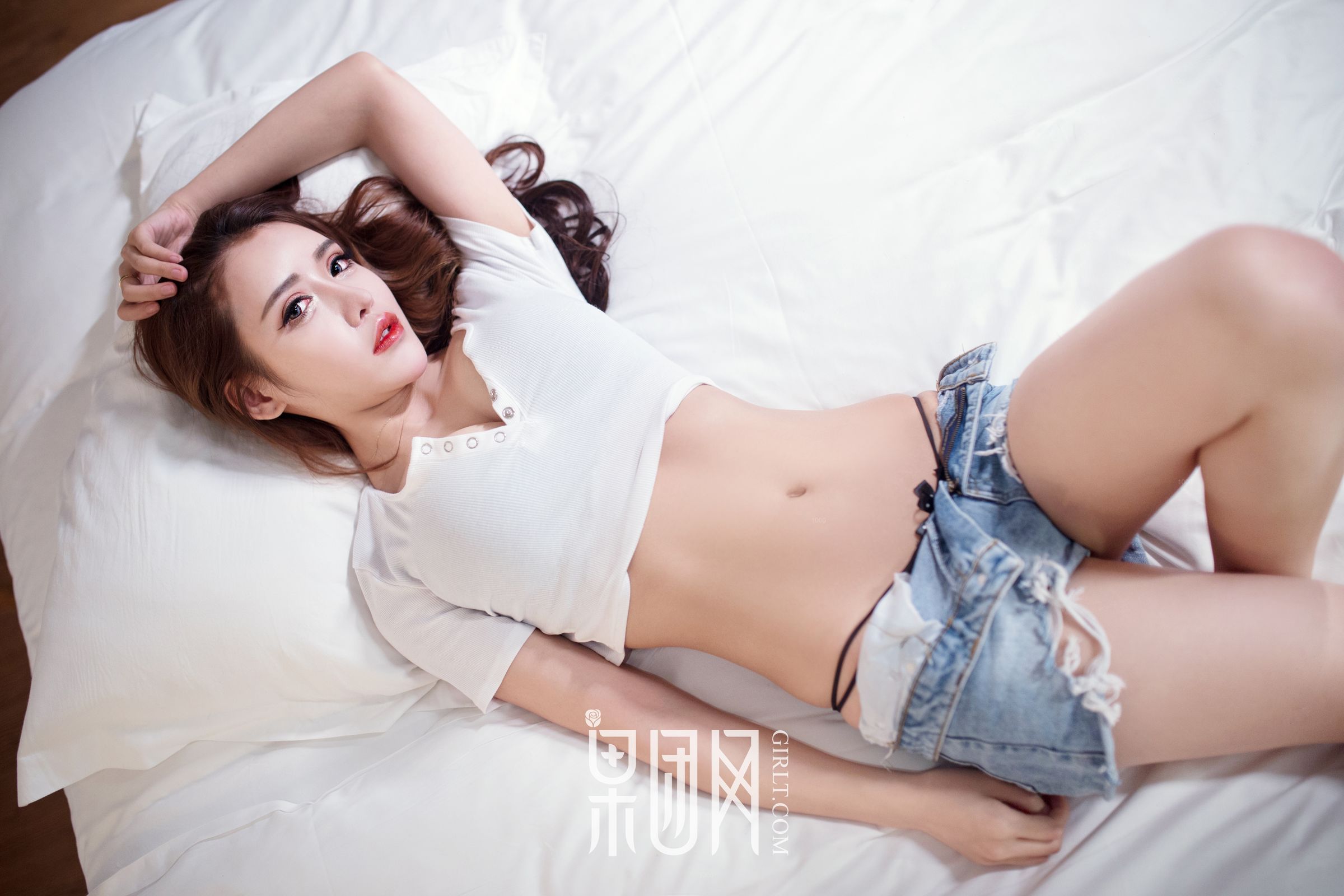 [Girlt果团网] No.055 乳神娜娜lunana_lee - 真空大秀34D酥胸 [55](第31页)