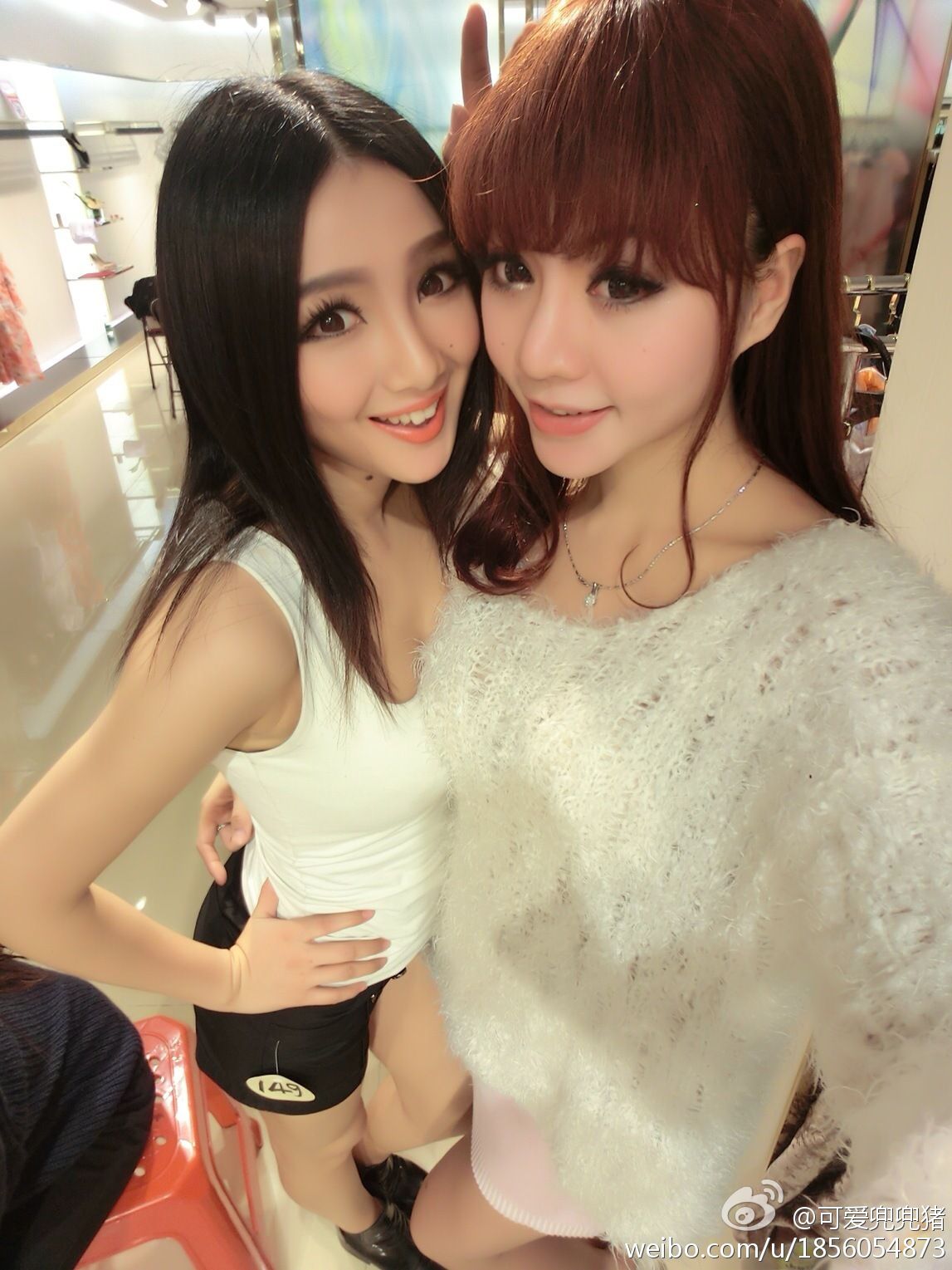 嫩模可爱兜兜猪 - 微博自拍照+生活照高清图片全集[177](第159页)