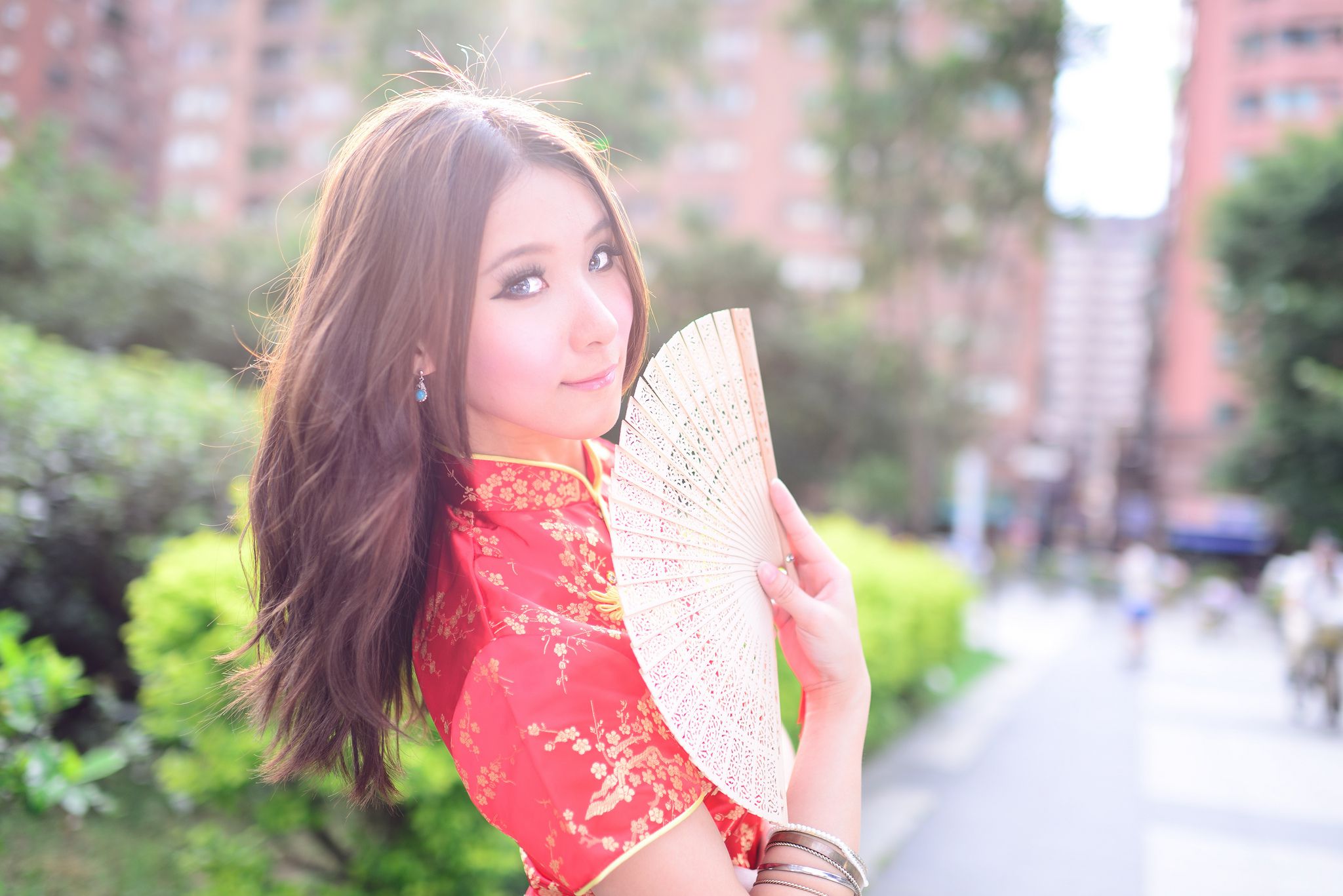 古典美女阿布 - 小清新红黑旗袍超高清写真[89](第26页)