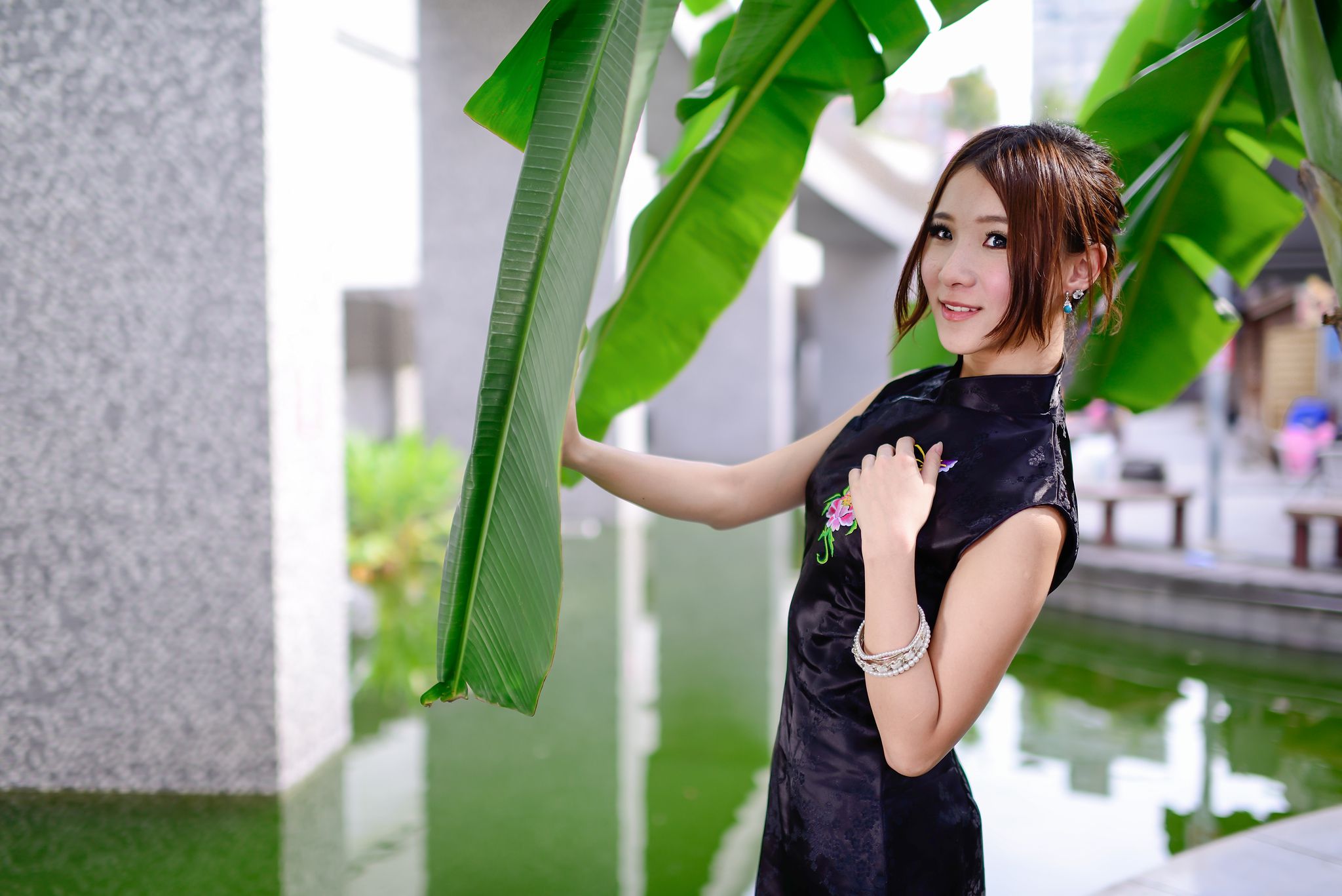 古典美女阿布 - 小清新红黑旗袍超高清写真[89](第36页)