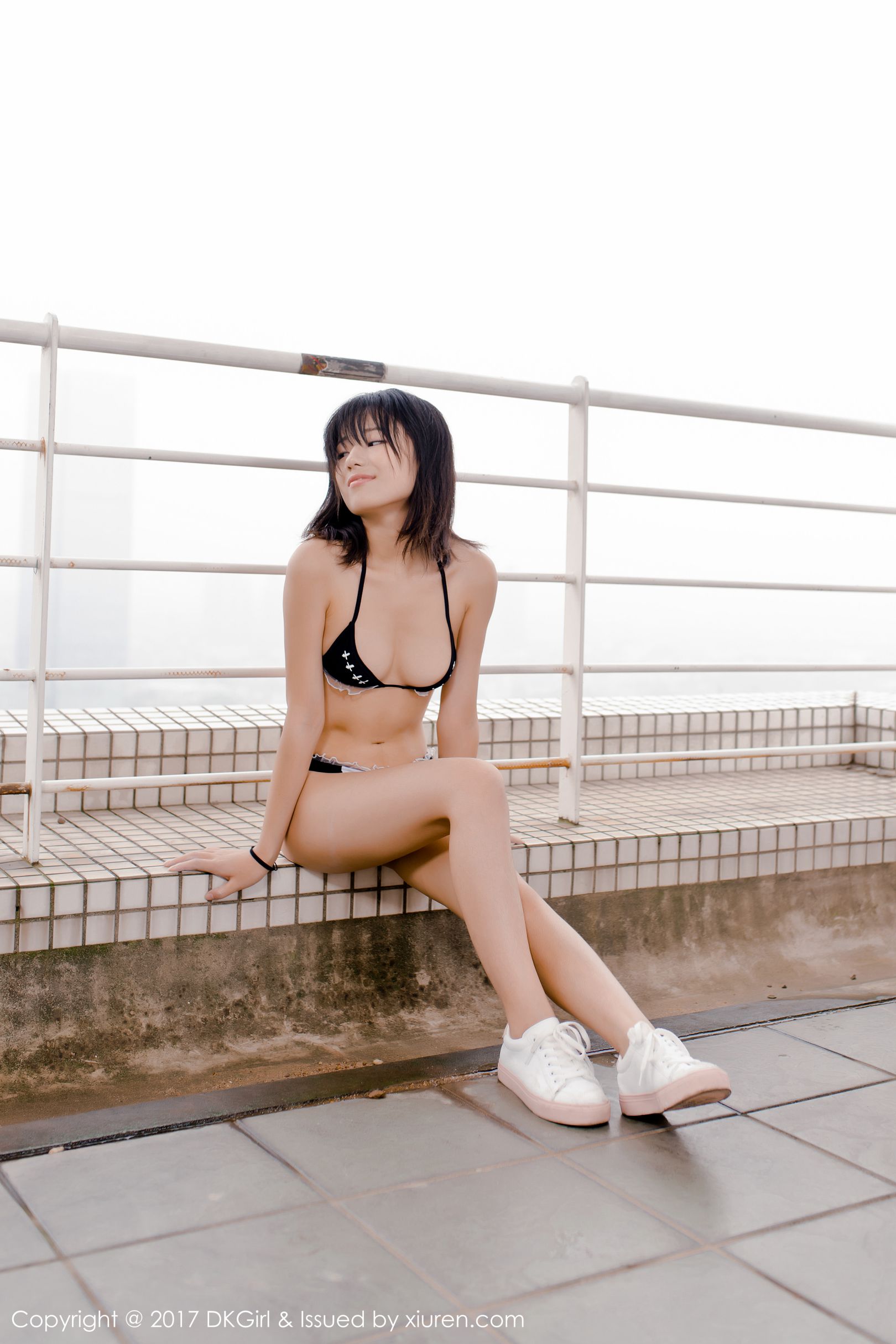 [DKGirl御女郎] Vol.029 仓井优香 - 天台演绎日系风采[43](第30页)
