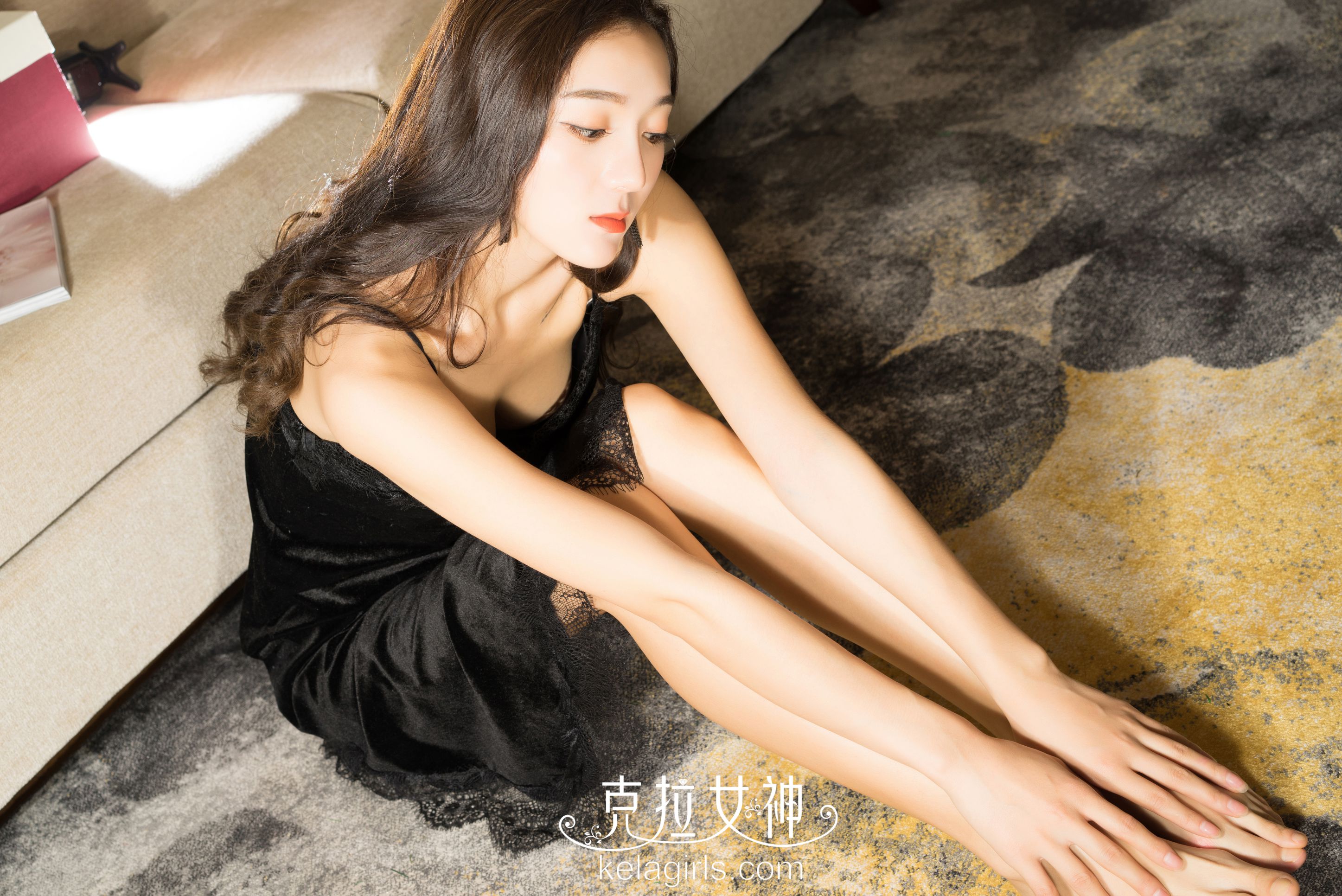 [KeLaGirls克拉女神] 穆雪儿 《红太狼》 写真套图[25](第19页)