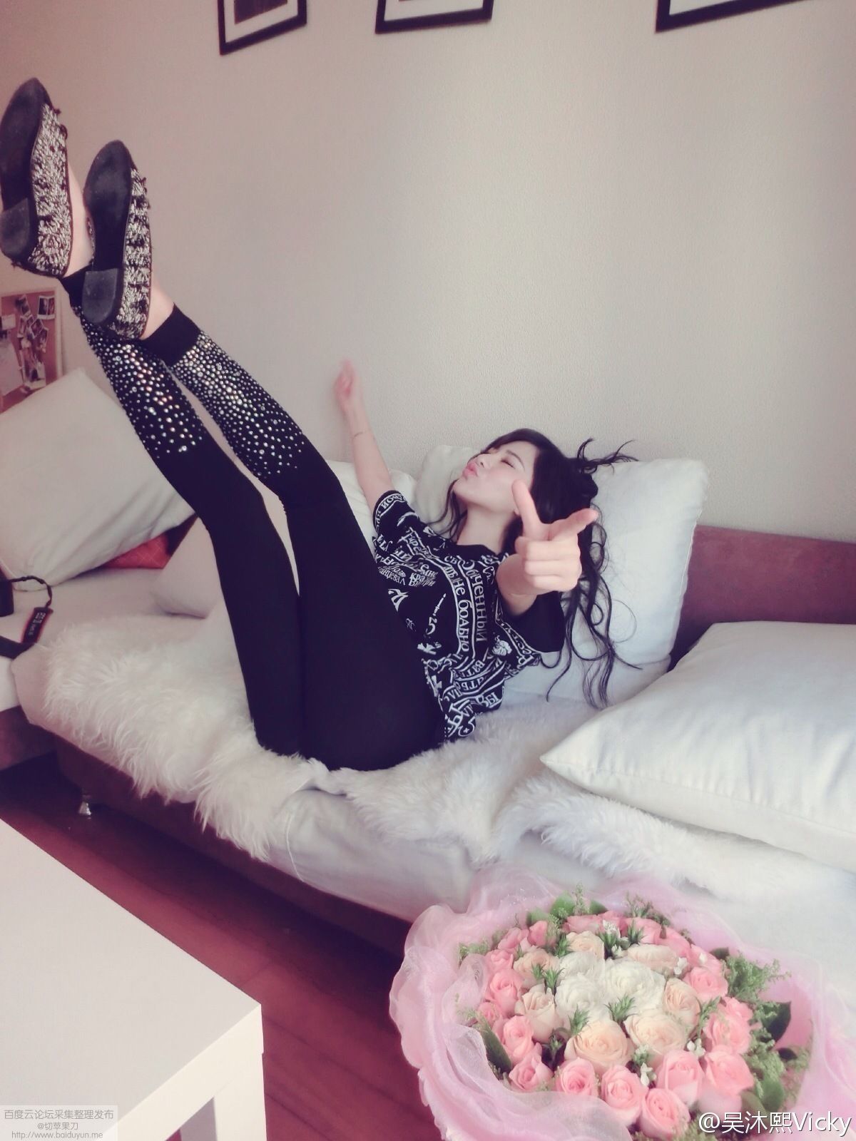 网红嫩模吴沐熙 - 微博自拍+写真图片全集(二)[82](第31页)
